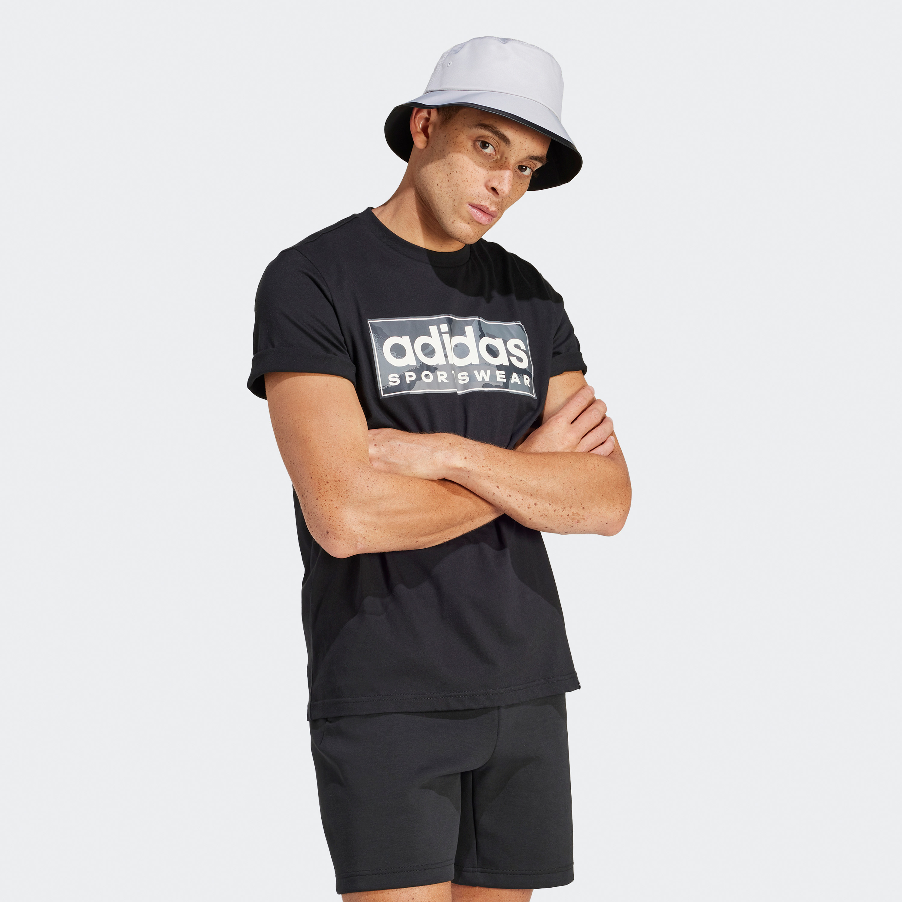 أديداس - تي شيرت جرافيكي بشعار خطي جيشي IN6473-men-clothing-sportswearandactivewear-tshirtsandpolos-image-11