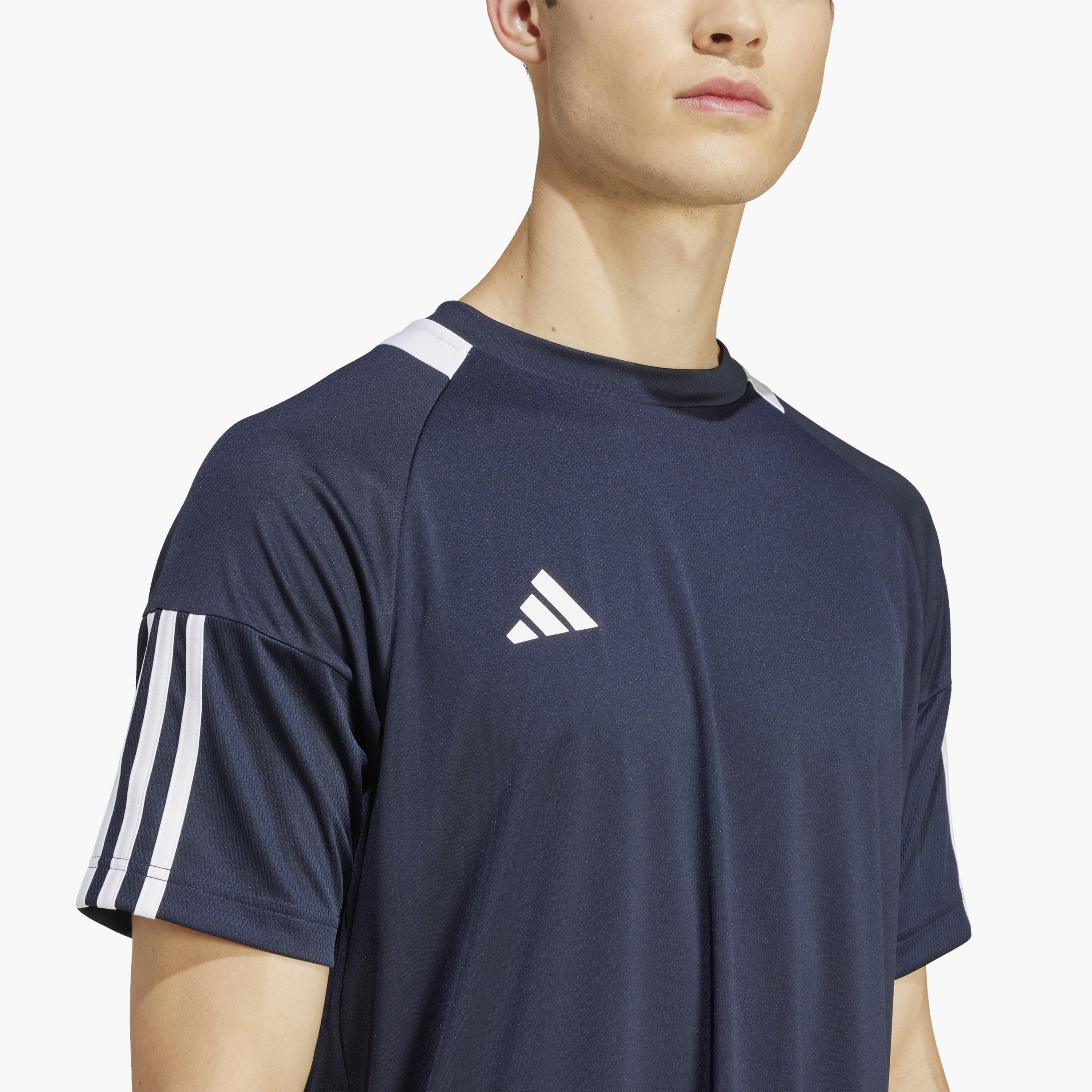 أديداس - تي شيرت بثلاثة خطوط سيرينو ايروريدي - للرجال-men-clothing-sportswearandactivewear-tshirtsandpolos-image-6
