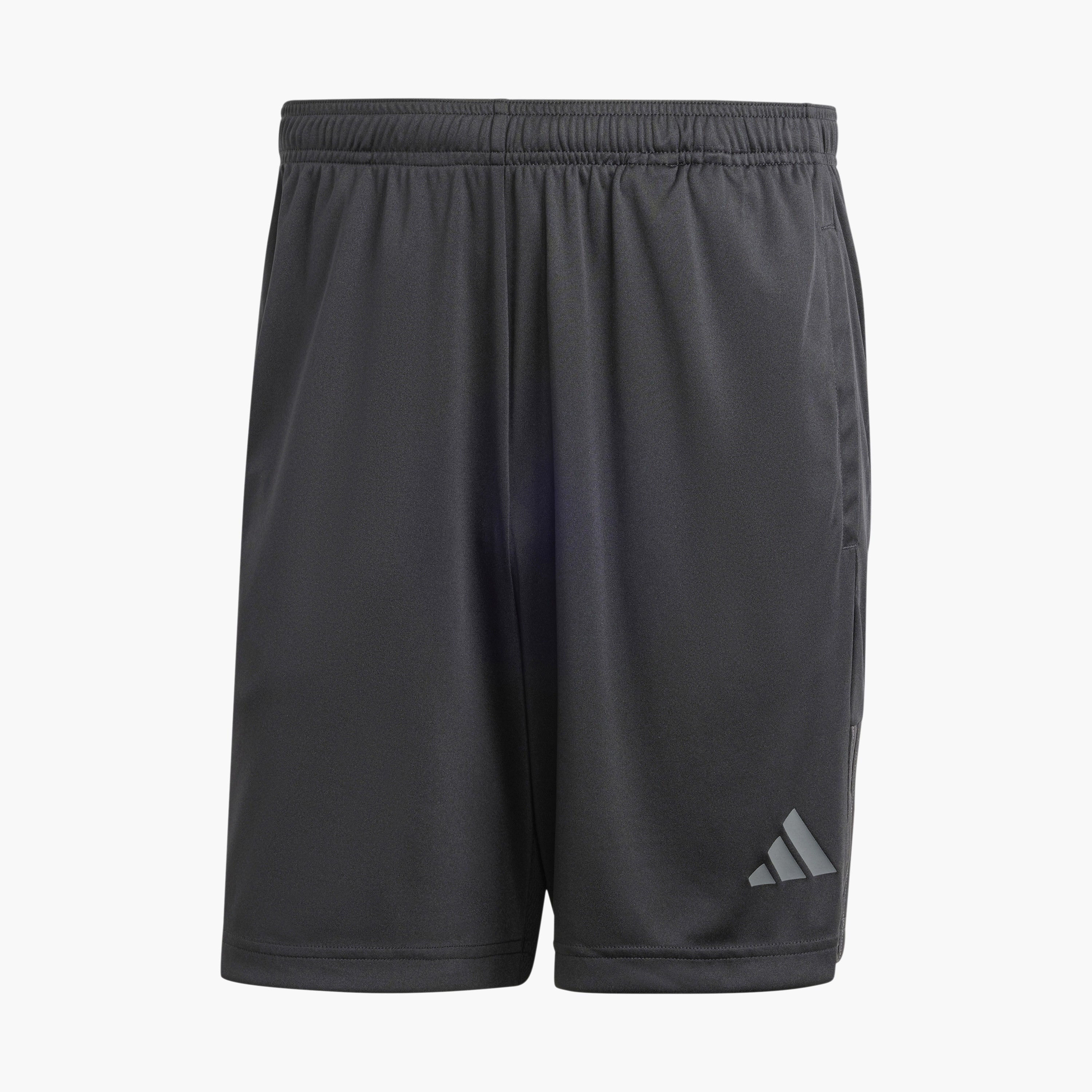 تيشيرت ذو سيرينو ايروريدي ذو قطع الخطوط الثلاثة مع 7 بوصات للرجال من اديداس | OE-men-clothing-bottoms-shorts-image-13
