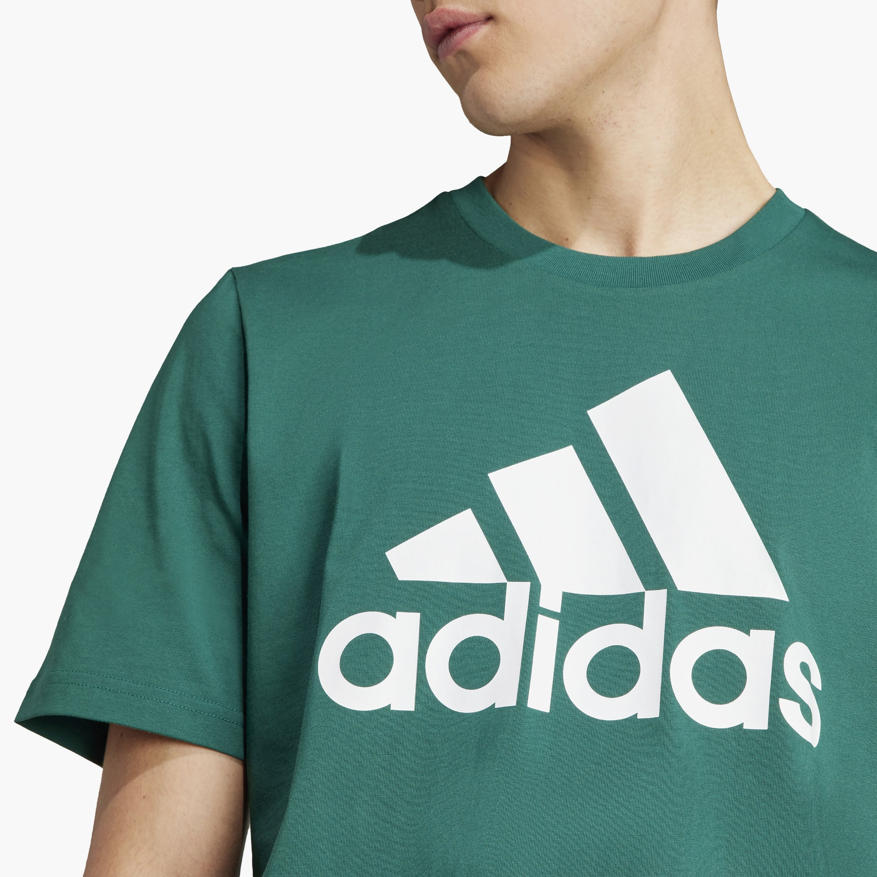 تي شيرت اسنشيالز بشعار كبير جورسيه واحد من اديداس للرجال IS1300 | OE-men-clothing-sportswearandactivewear-tshirtsandpolos-image-3