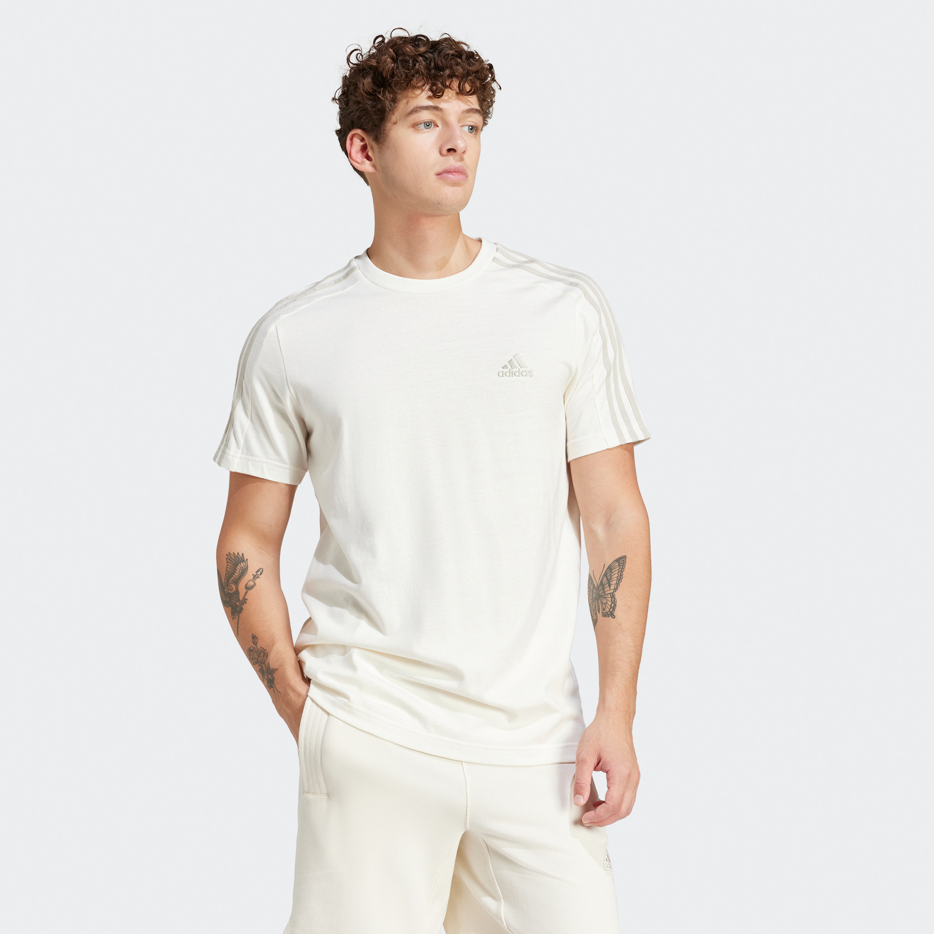 أديداس - تي شيرت جيرسي ايسنشالز 3 خطوط IC9334-men-clothing-sportswearandactivewear-tshirtsandpolos-image-41