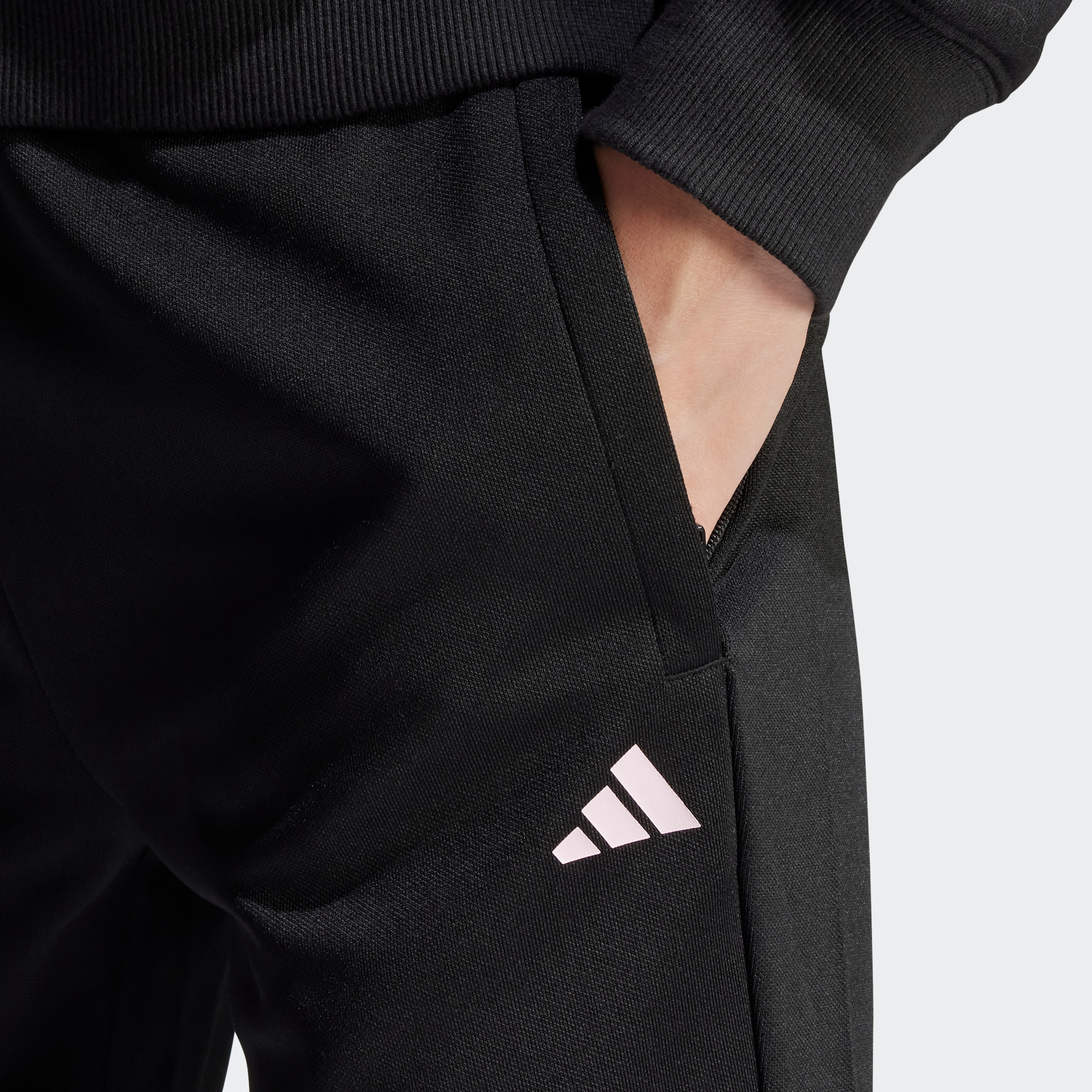أديداس - بنطال رياضة سليم سيرانو ايروريدي بثلاثة خطوط IS2143-women-clothing-bottoms-joggers-image-4