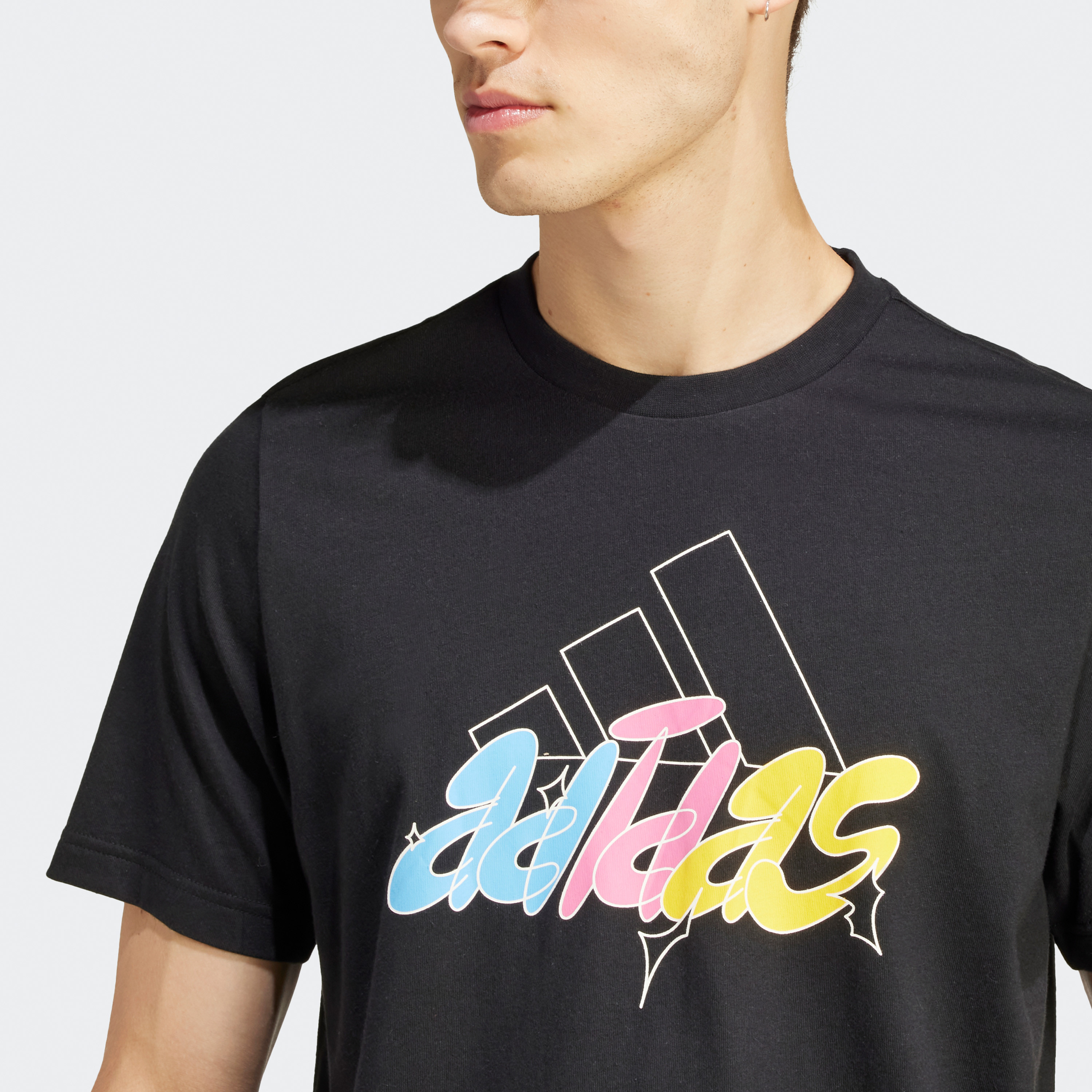 أديداس - تي شيرت جرافيكي بشعار مرسوم IN6245-men-clothing-sportswearandactivewear-tshirtsandpolos-image-13