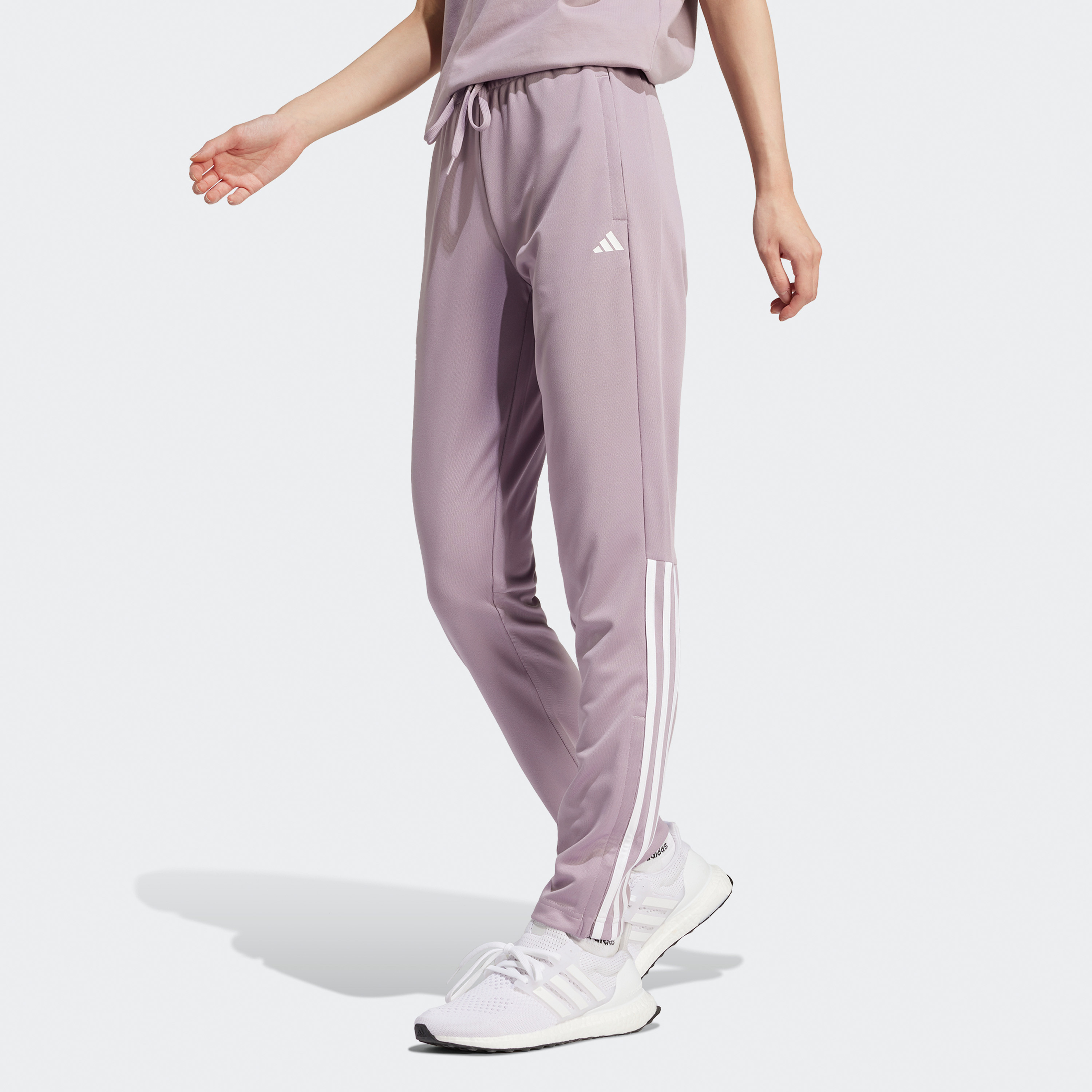 أديداس - بنطال رياضة سليم سيرانو ايروريدي بثلاثة خطوط IS2143-women-clothing-bottoms-joggers-image-8