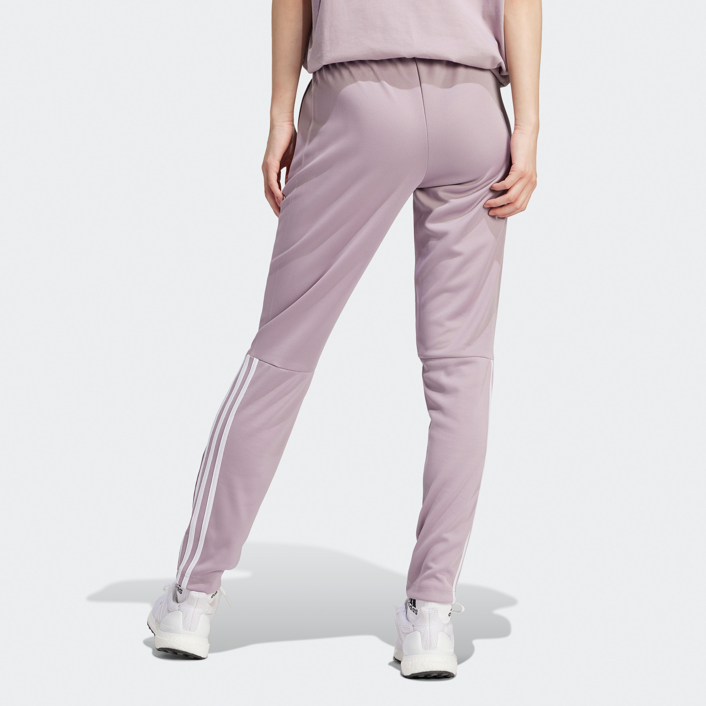 أديداس - بنطال رياضة سليم سيرانو ايروريدي بثلاثة خطوط IS2143-women-clothing-bottoms-joggers-image-9