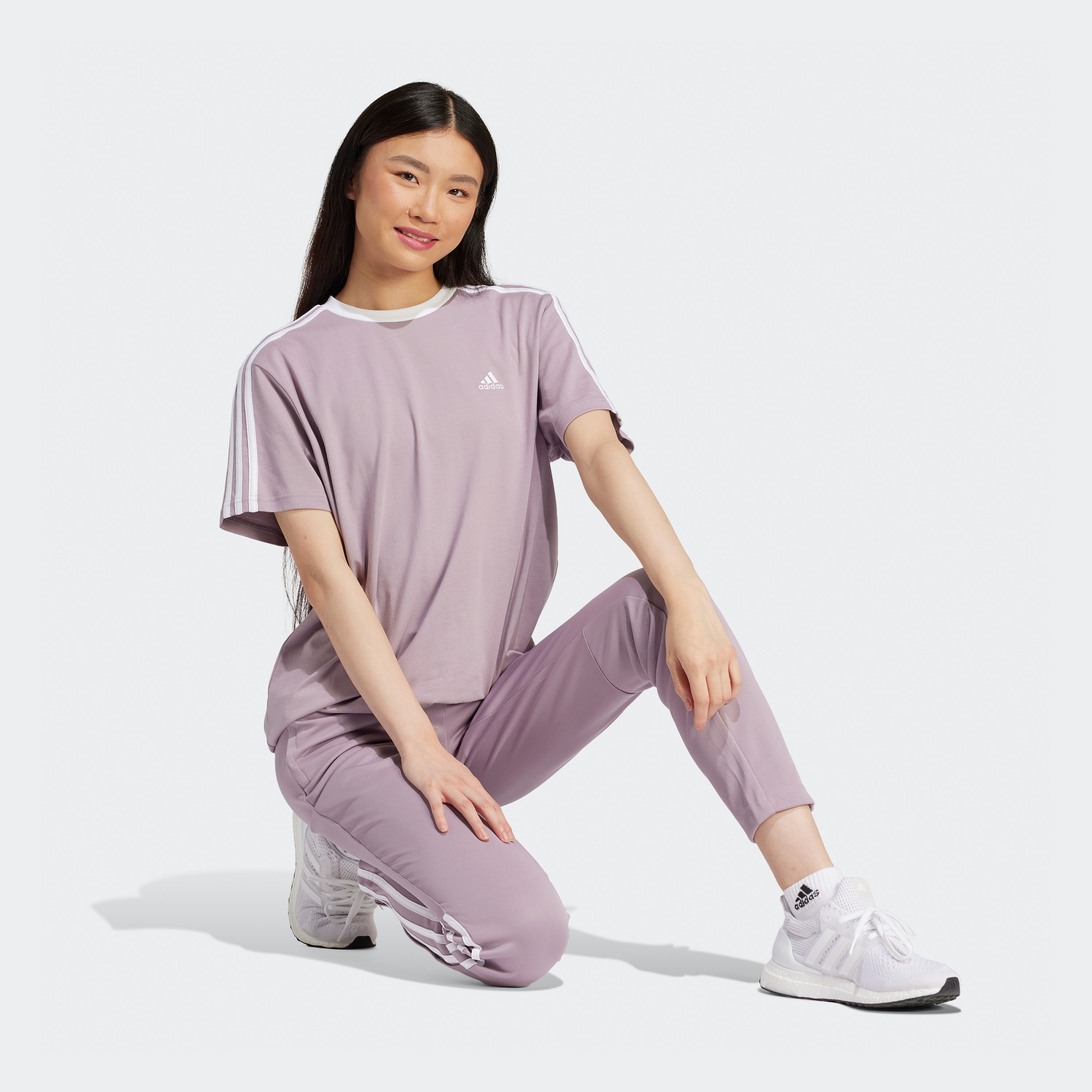 أديداس - بنطال رياضة سليم سيرانو ايروريدي بثلاثة خطوط IS2143-women-clothing-bottoms-joggers-image-10