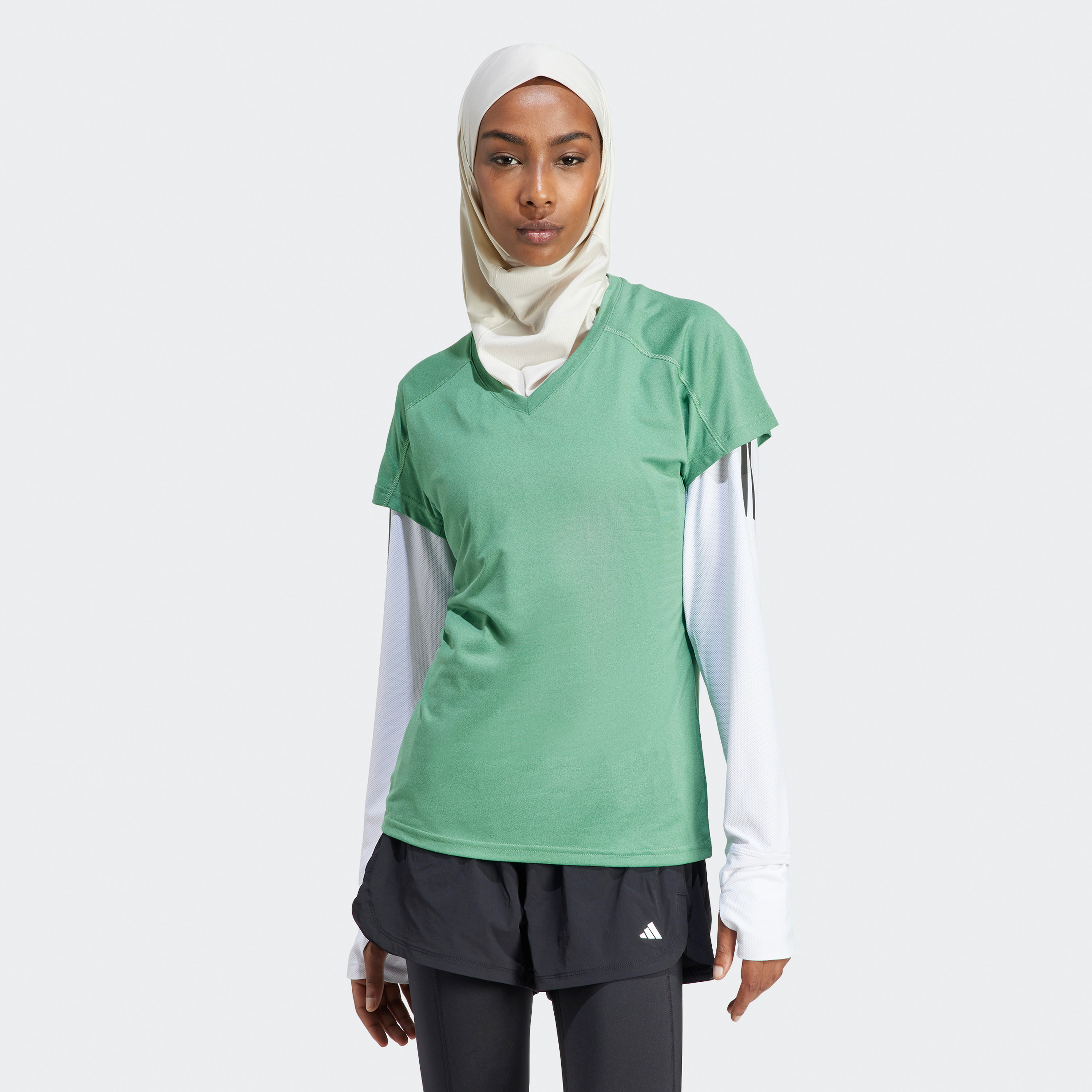 أديداس - تي شيرت تدريب ايسنشال بياقة V وشعار بسيط ايروريدي IS3964-sports-women-clothing-tshirtsandvests-image-1