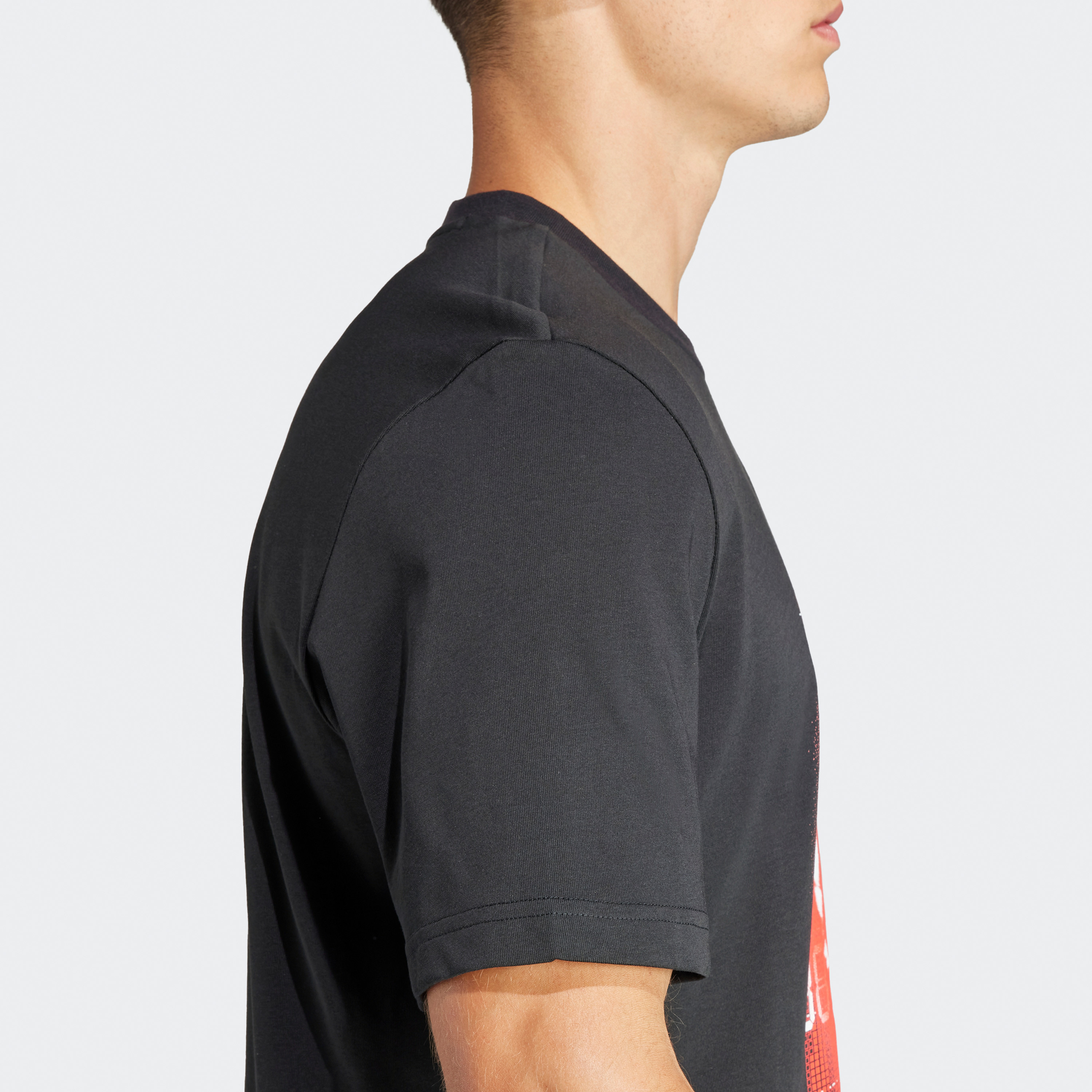 أديداس - تي شيرت جرافيكي هيت ايروريدي IN8296-men-clothing-sportswearandactivewear-tshirtsandpolos-image-10