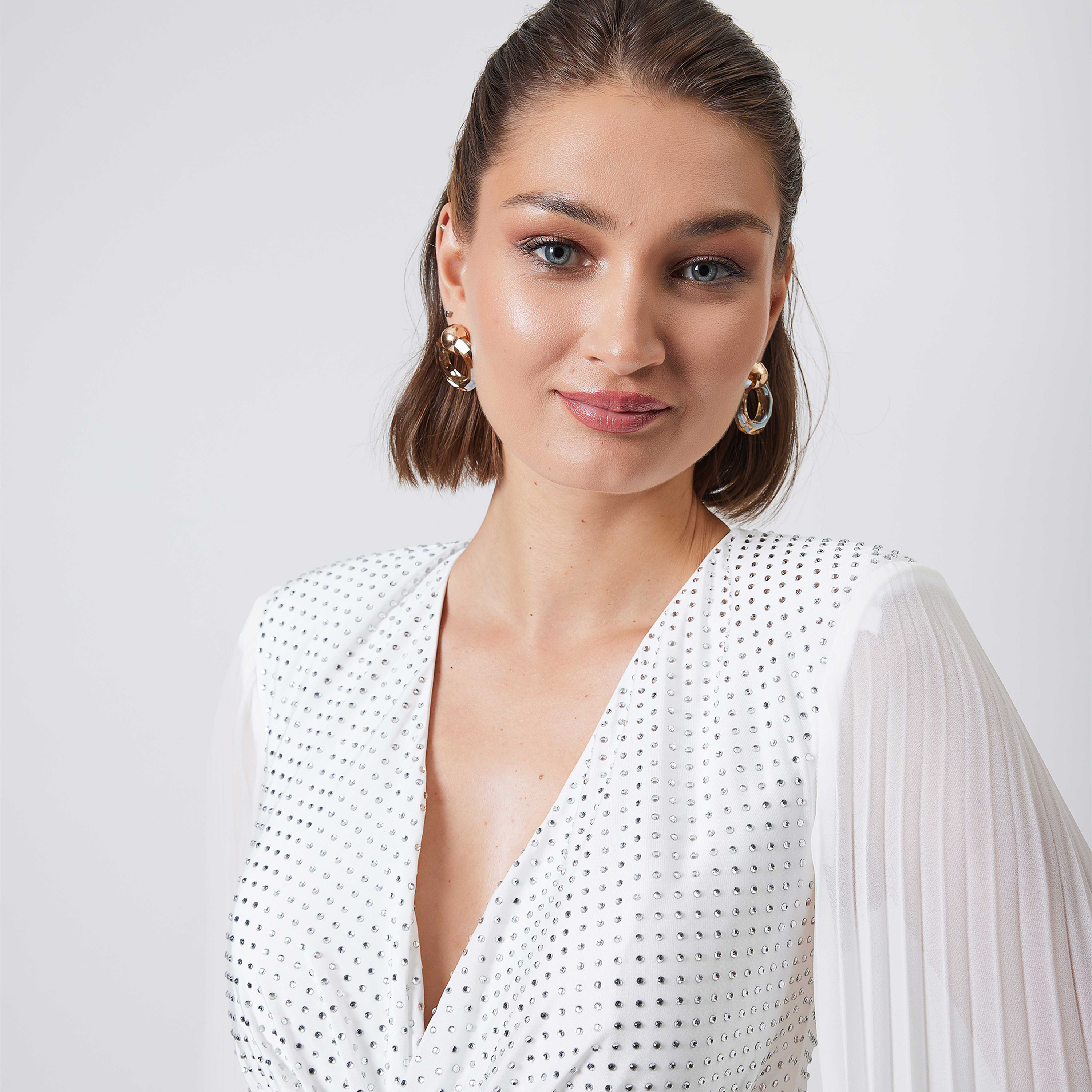 اسبيليا-  جمبسوت للنساء مطوي بياقة على شكل حرف V  بوليستر مزين-women-clothing-jumpsuits-image-10