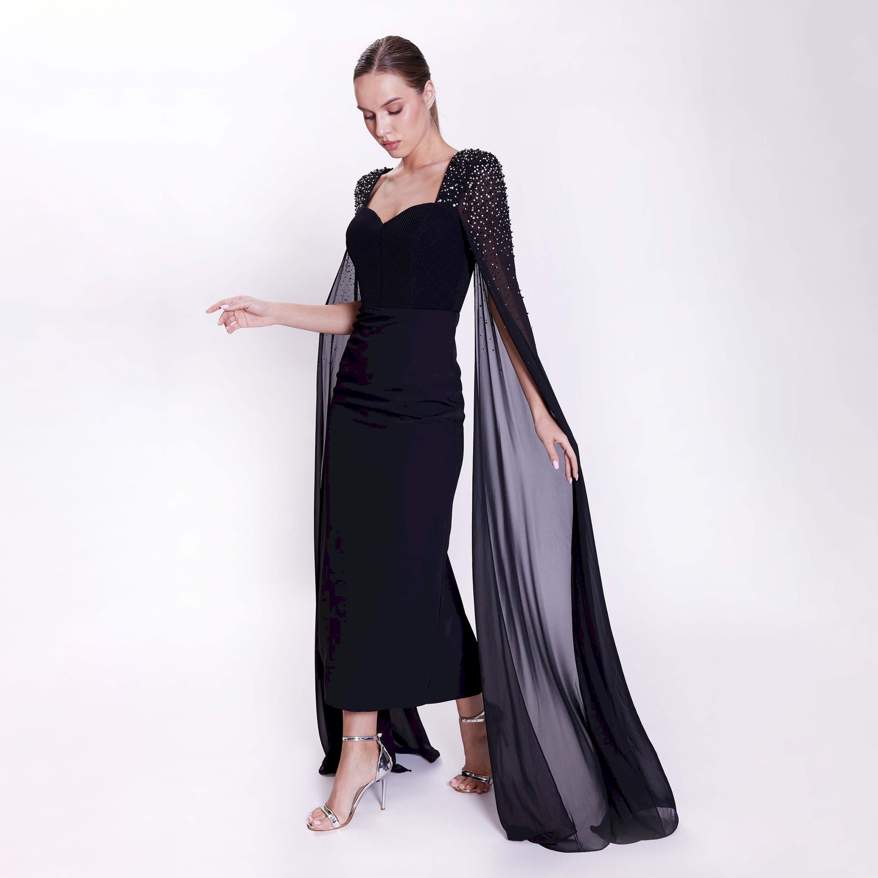 اسبيليا-  فستان ماكسي للنساء ضيق بياقة على شكل قلب  بوليستر مزين-women-clothing-dresses-image-3