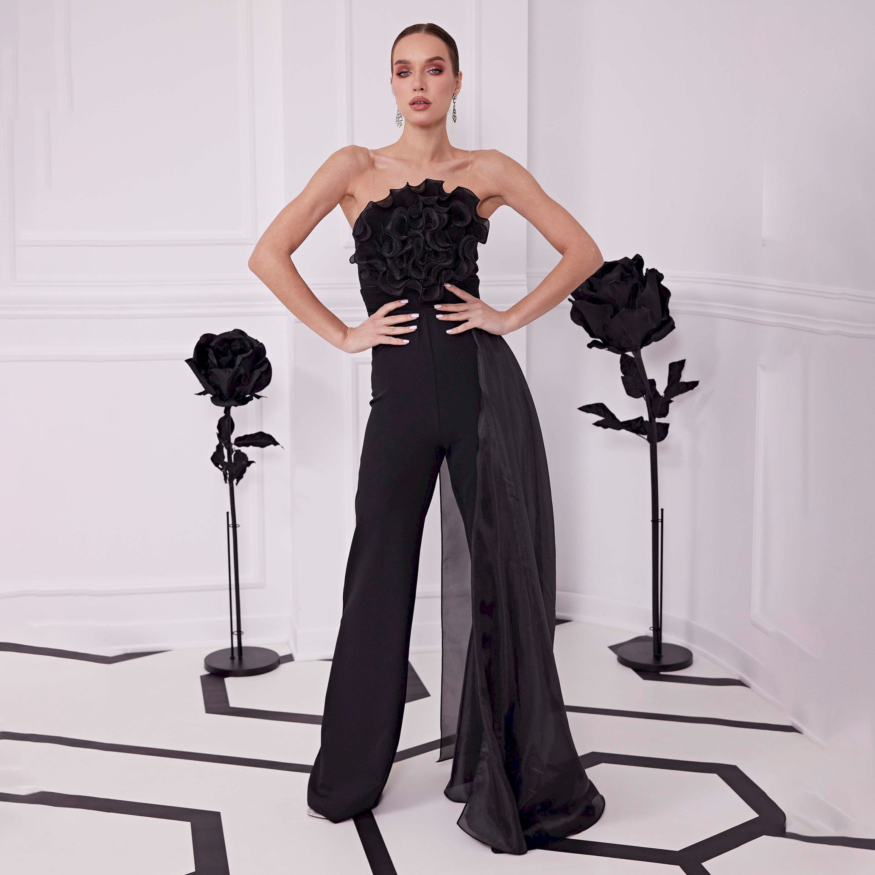 اسبيليا-  جمبسوت للنساء بدون حمالات  بوليستر مكشكش-women-clothing-jumpsuits-image-5