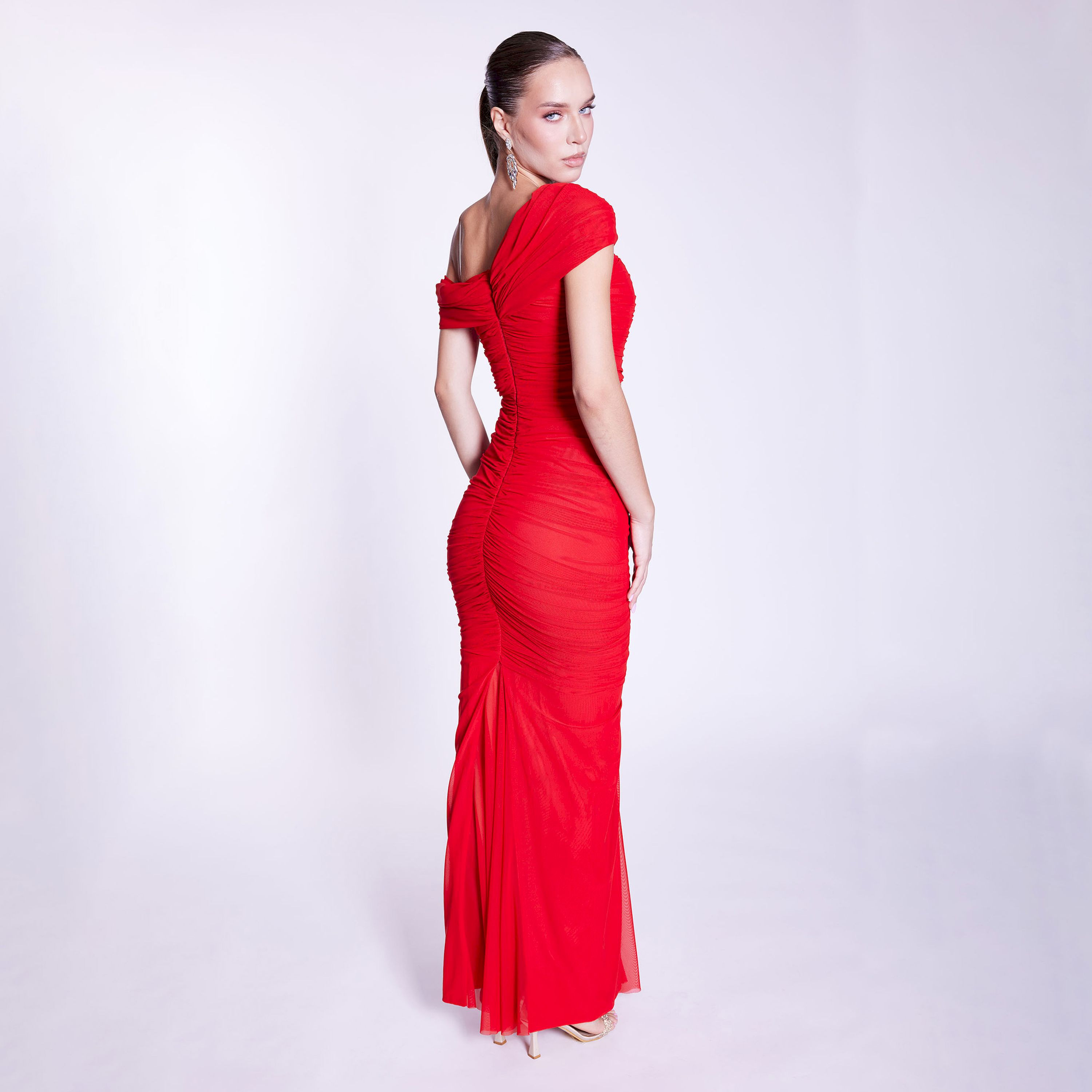 اسبيليا-  فستان ماكسي للنساء سادة  بوليستر برقبة غير متماثلة وأكتاف مكشوفة-women-clothing-dresses-image-2