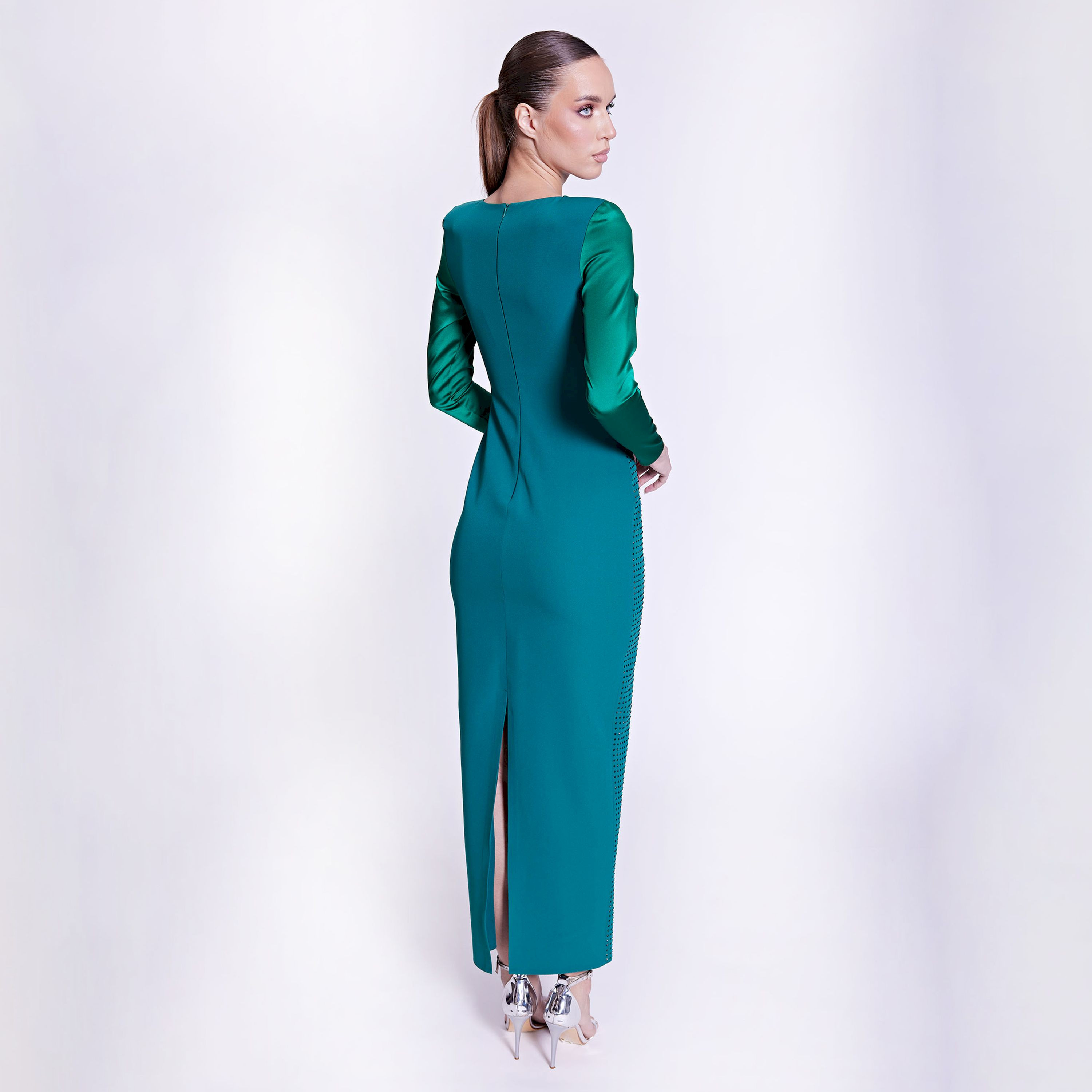 اسبيليا-  فستان ماكسي للنساء سادة  بوليستر برقبة مستديرة ومزين-women-clothing-dresses-image-2