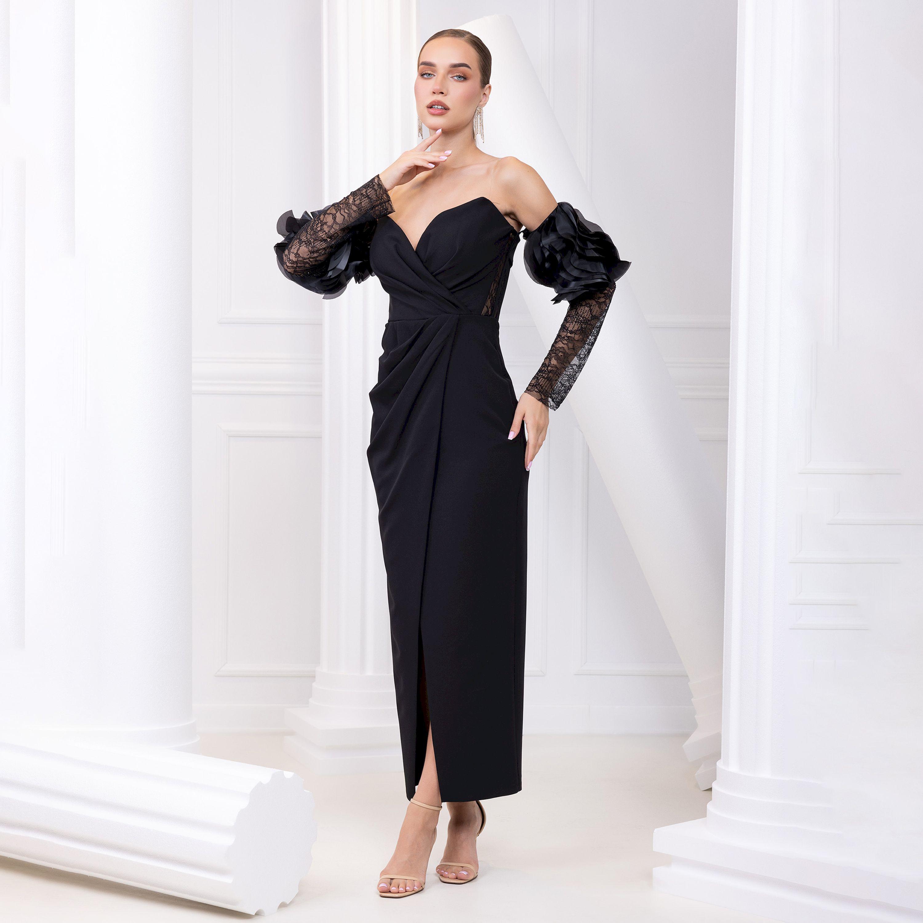 اسبيليا-  فستان ماكسي للنساء من الدانتيل مع كشكشة بياقة على شكل قلب  بوليستر-women-clothing-dresses-image-1