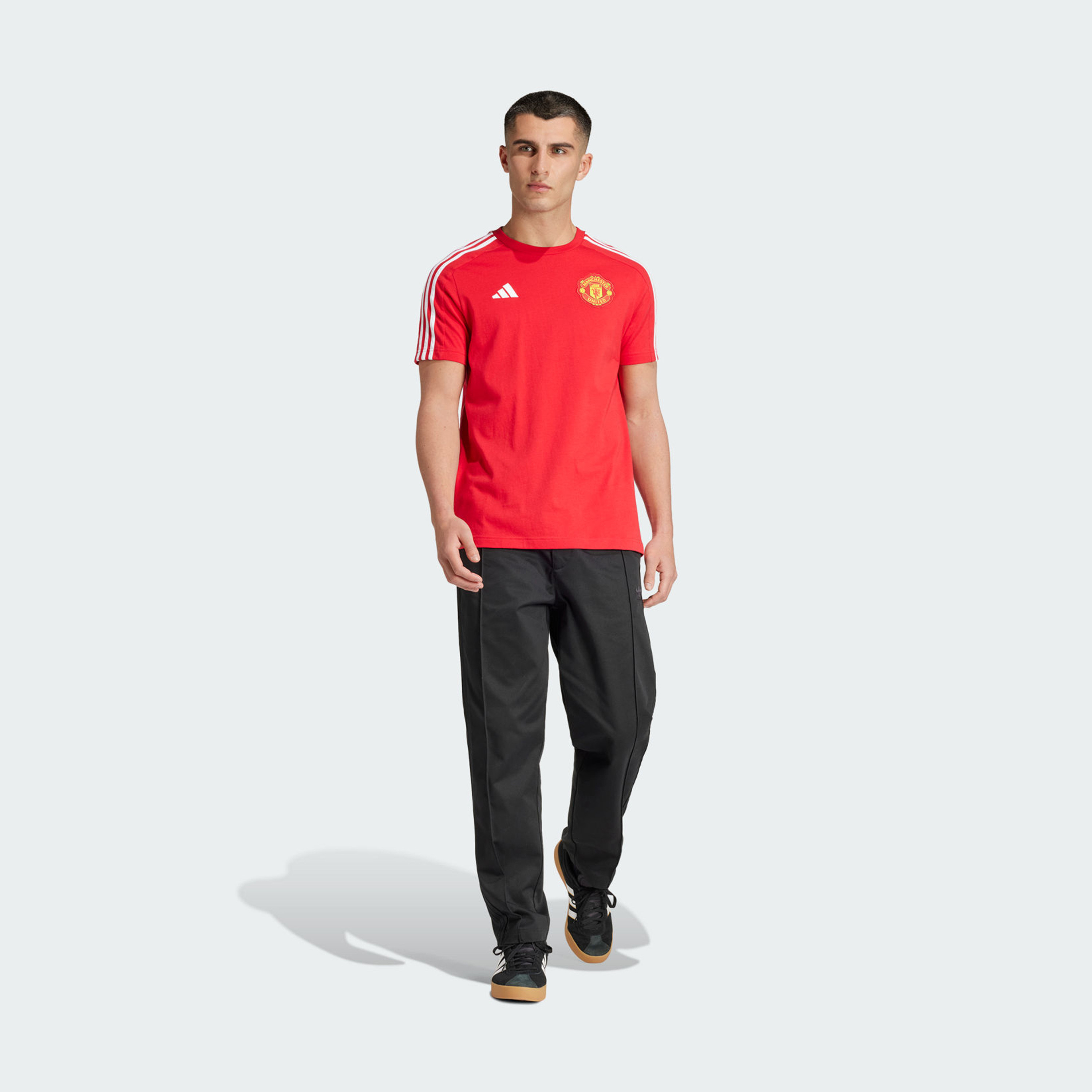 adidas Men's Manchester United DNA T-Shirt IT4162 | OE-men-clothing-sportswearandactivewear-tshirtsandpolos-image-2