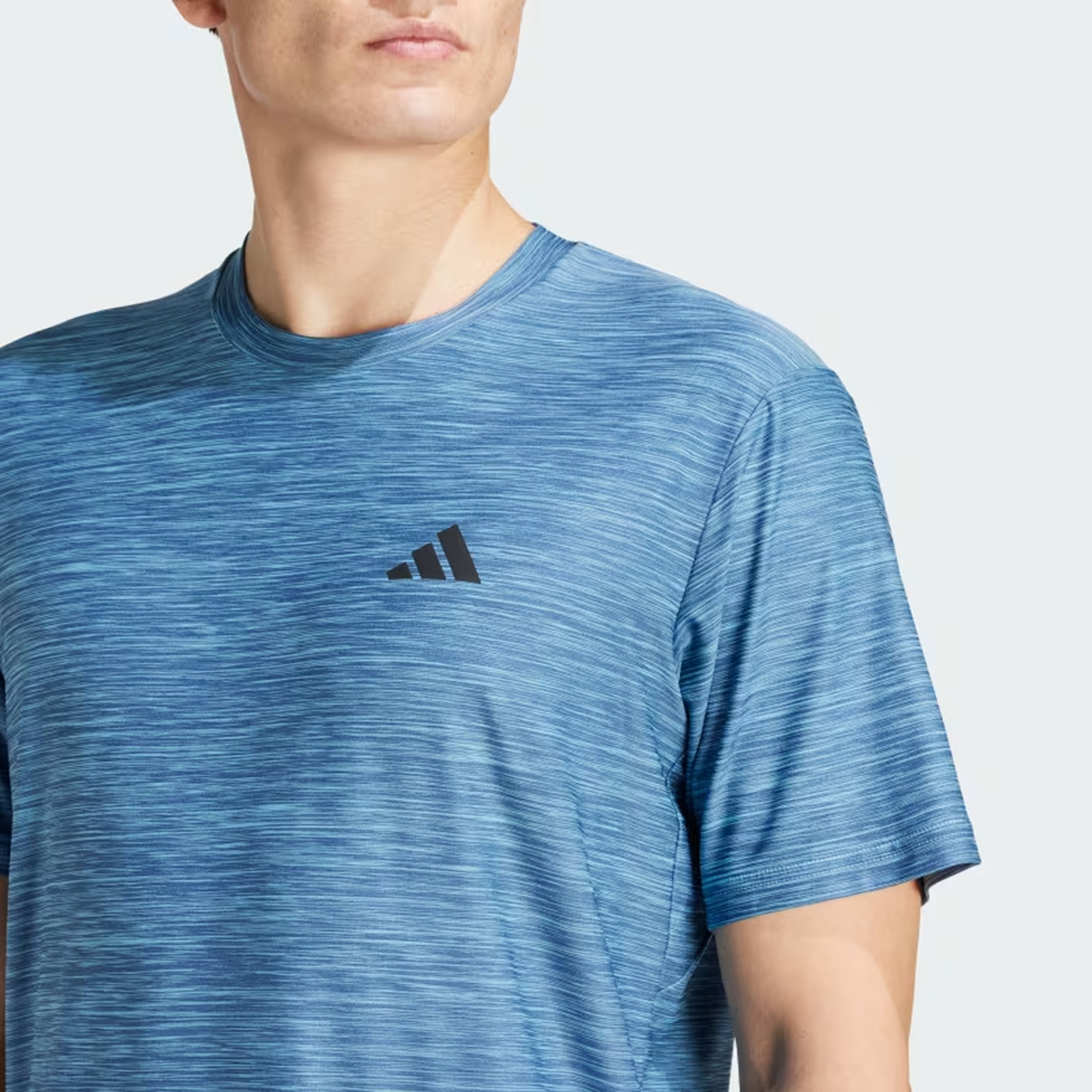 أديداس - تيشيرت تدريب قابل للتمدد ترين ايسنشال IC7417-men-clothing-sportswearandactivewear-tshirtsandpolos-image-14