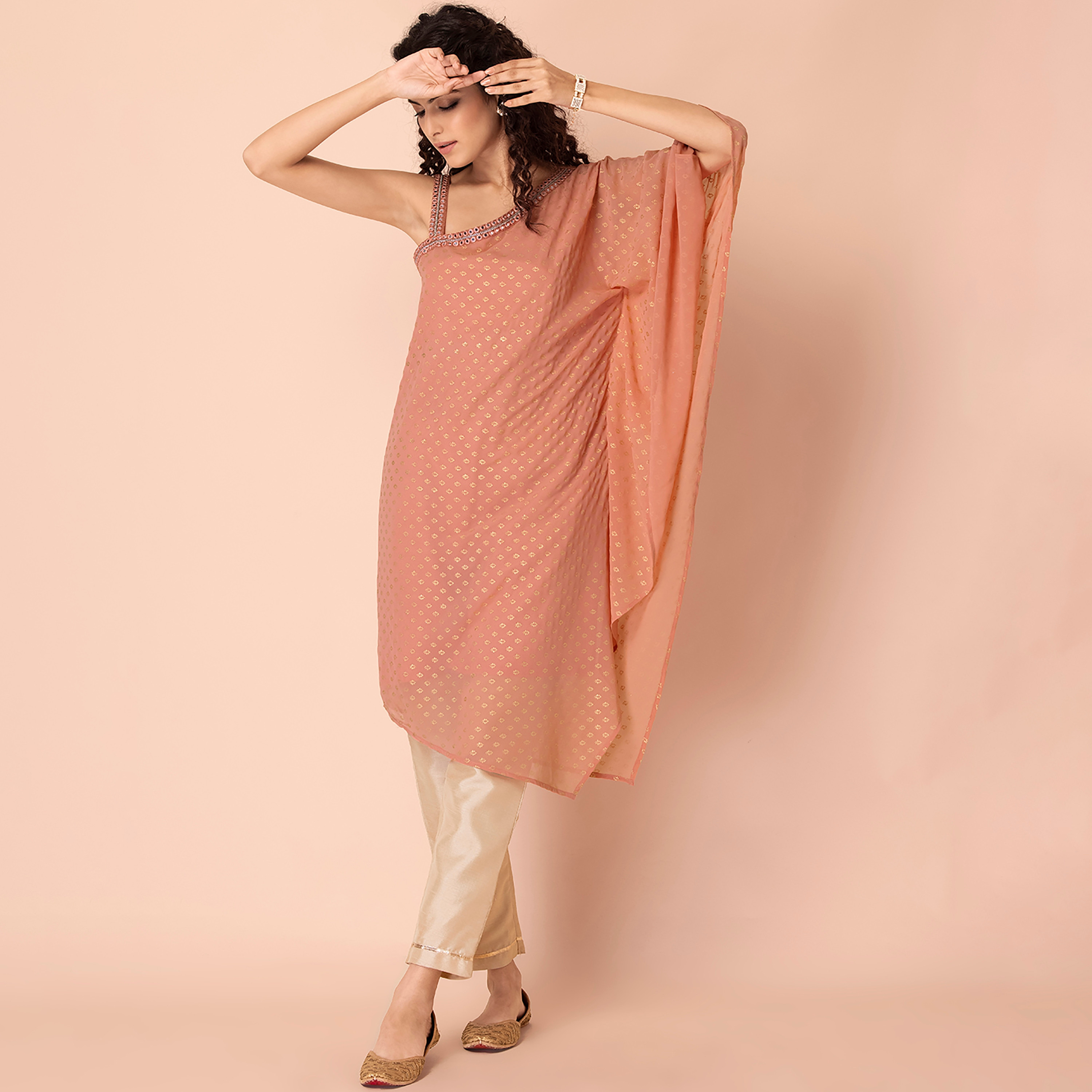 كورتا جورجيت غير متماثلة مع ميرار وورك من إنديا مع مطبوع وفويل-women-clothing-ethnicwear-kurtas-image-6