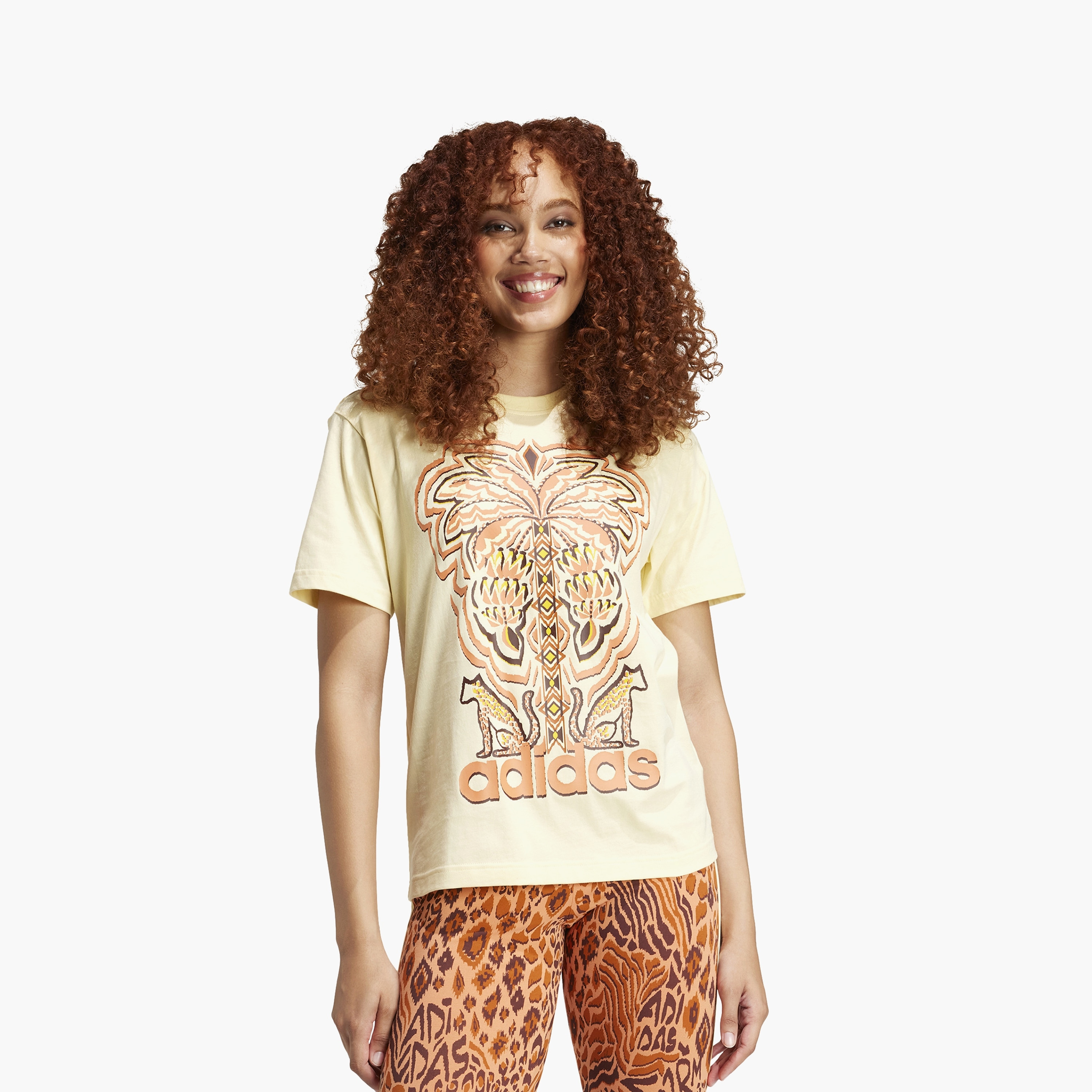 تي شيرت أديداس ذو × فارم ريو الجرافيكي للسيدات من اديداس | OE-sports-women-clothing-tshirtsandvests-image-7