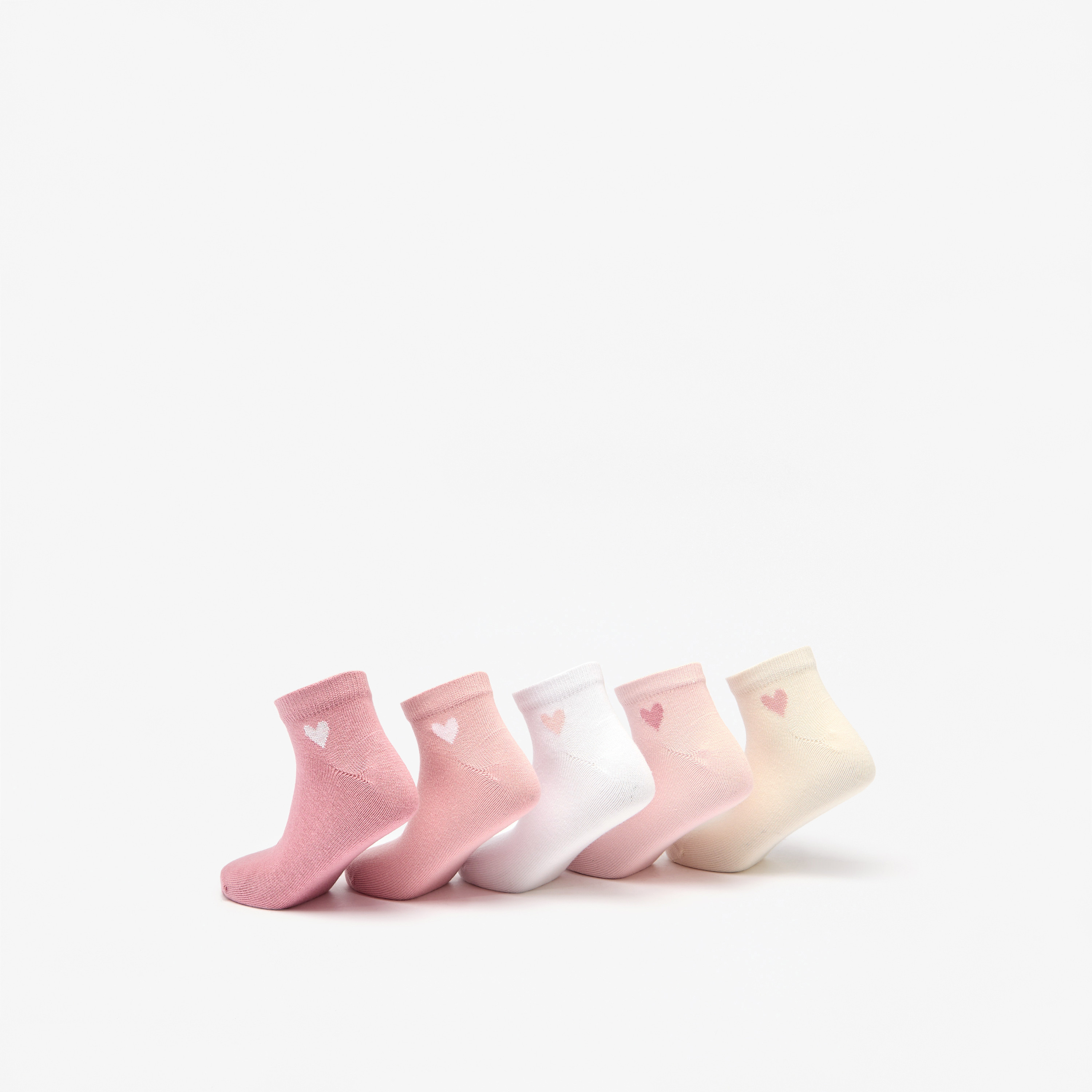 طقم جوارب 5 أزواج بطول الكاحل وطبعات قلب من ليتل ميسي-girls-accessories-socks-image-3