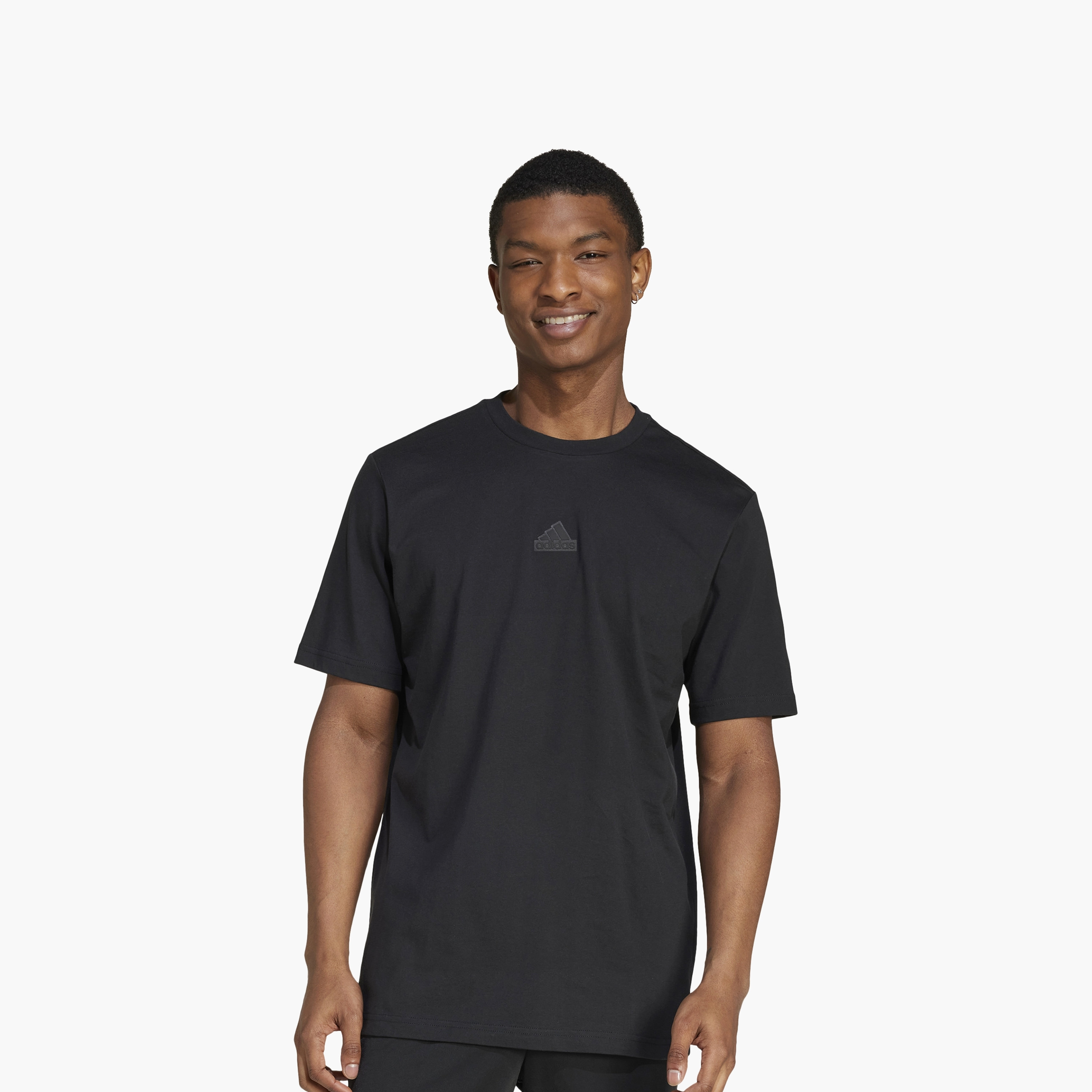 تي شيرت بجرافيك لوف سيجنتشر ذو علامة تجارية من أديداس للرجال | OE-men-clothing-sportswearandactivewear-tshirtsandpolos-image-7