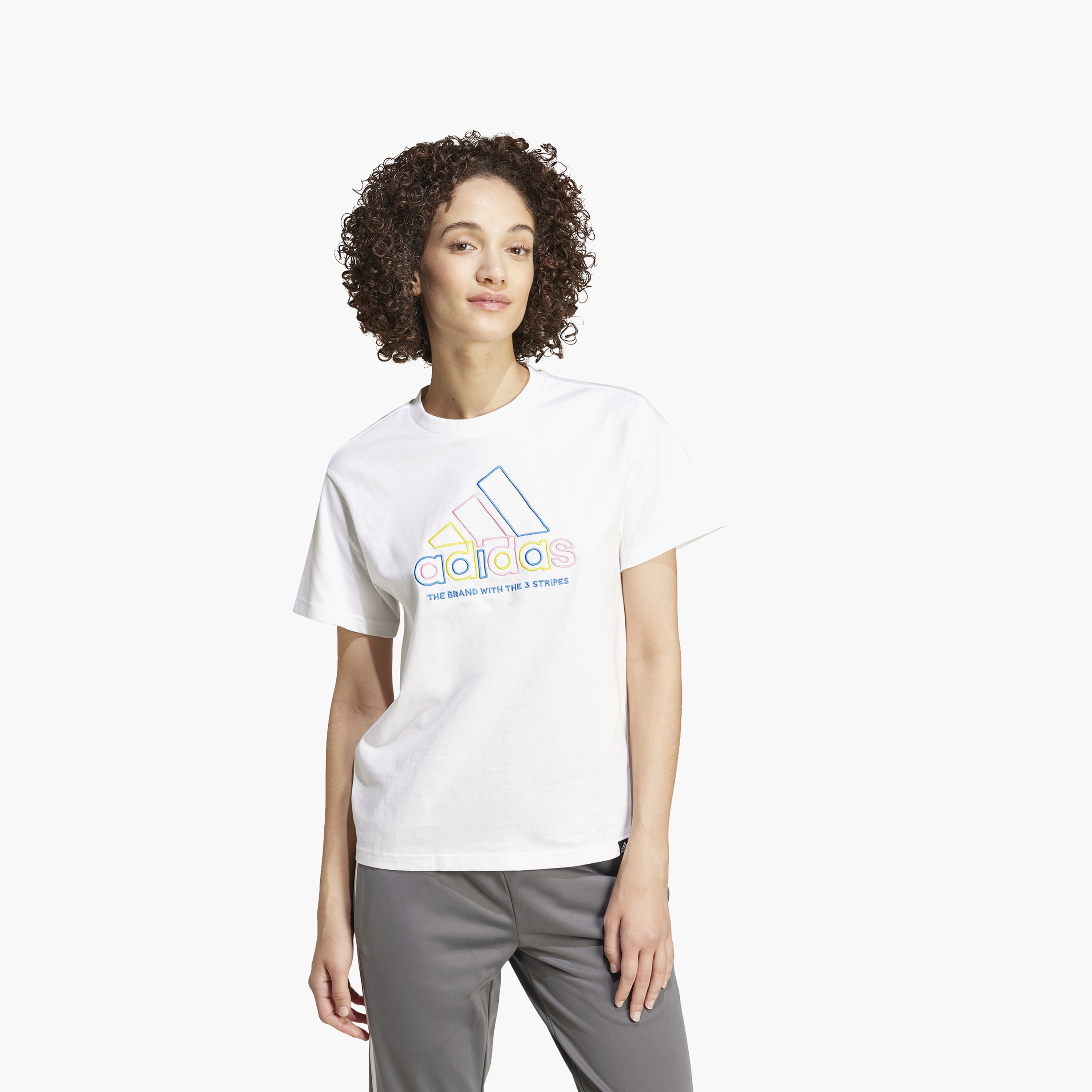 تيشيرت نسائي بشعار اكسبريس من أديداس | OE-women-clothing-tshirts-image-1