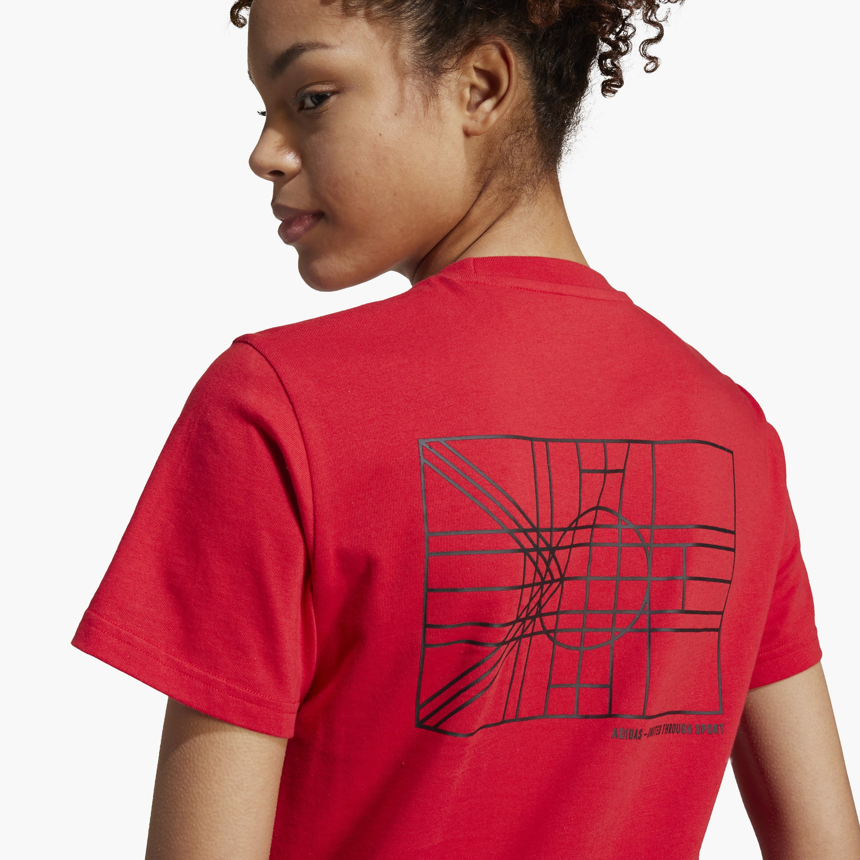تي شيرت برسوم جرافيك ذو هاوس أوف تيرو نيشنز من أديداس | OE-sports-women-clothing-tshirtsandvests-image-10