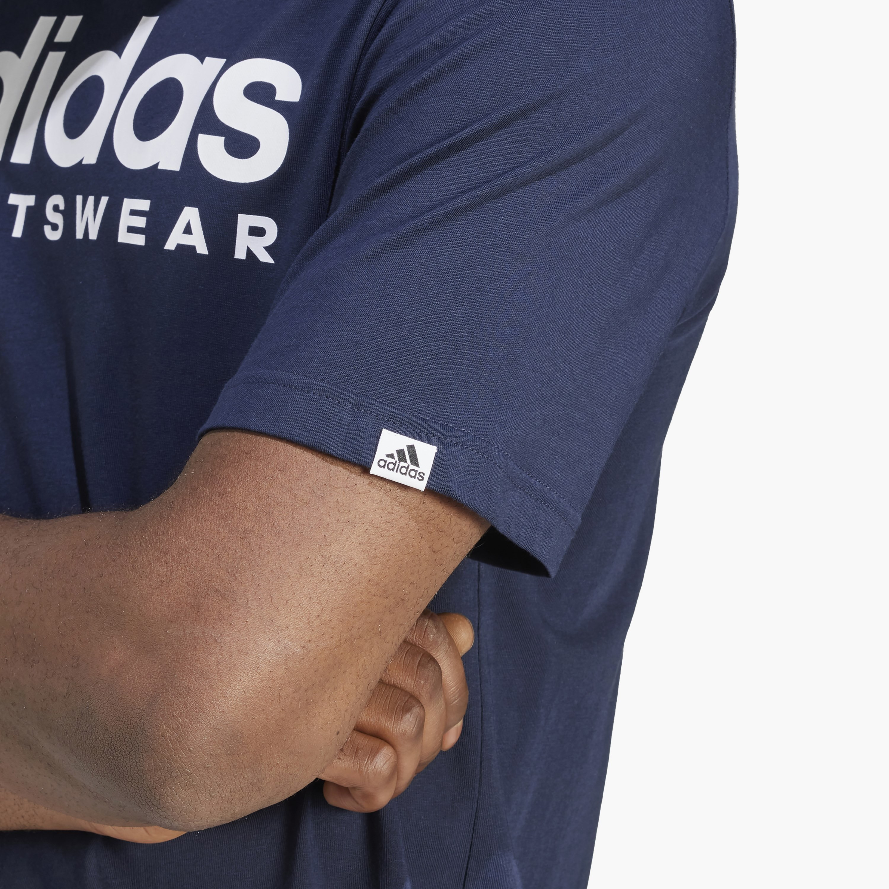 تيشيرت برسومات أديداس للرجال من أديداس | OE-men-clothing-sportswearandactivewear-tshirtsandpolos-image-10