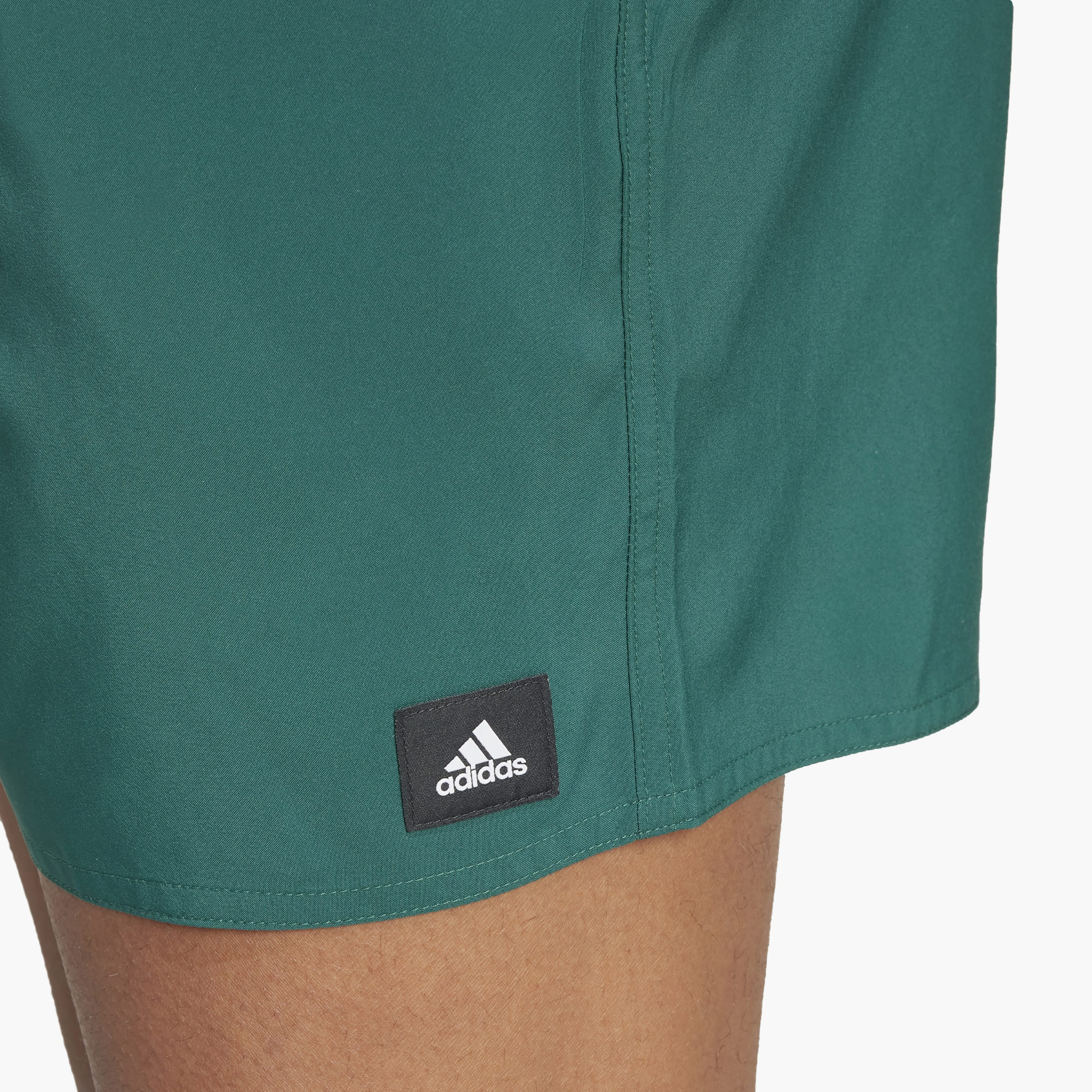 شورتس سباحة رجالي سادة بقصير الطول ذو سي إل إكس من أديداس IX7582 | OE-sports-men-clothing-swimwear-image-4