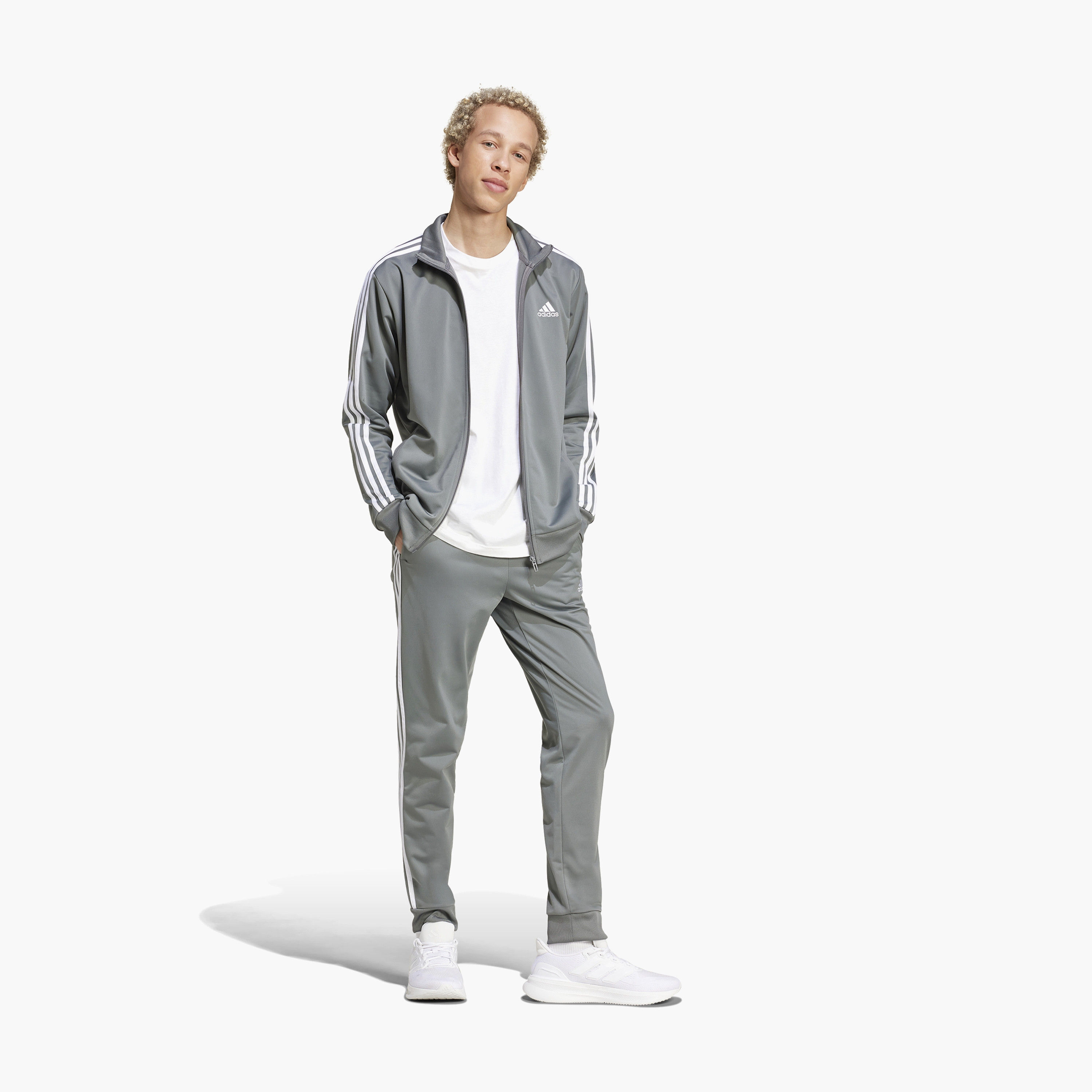 تراك سوت ذو تريكوت أساسي بثلاثة خطوط من أديداس للرجال | OE-men-clothing-sportswearandactivewear-tracksuits-image-9