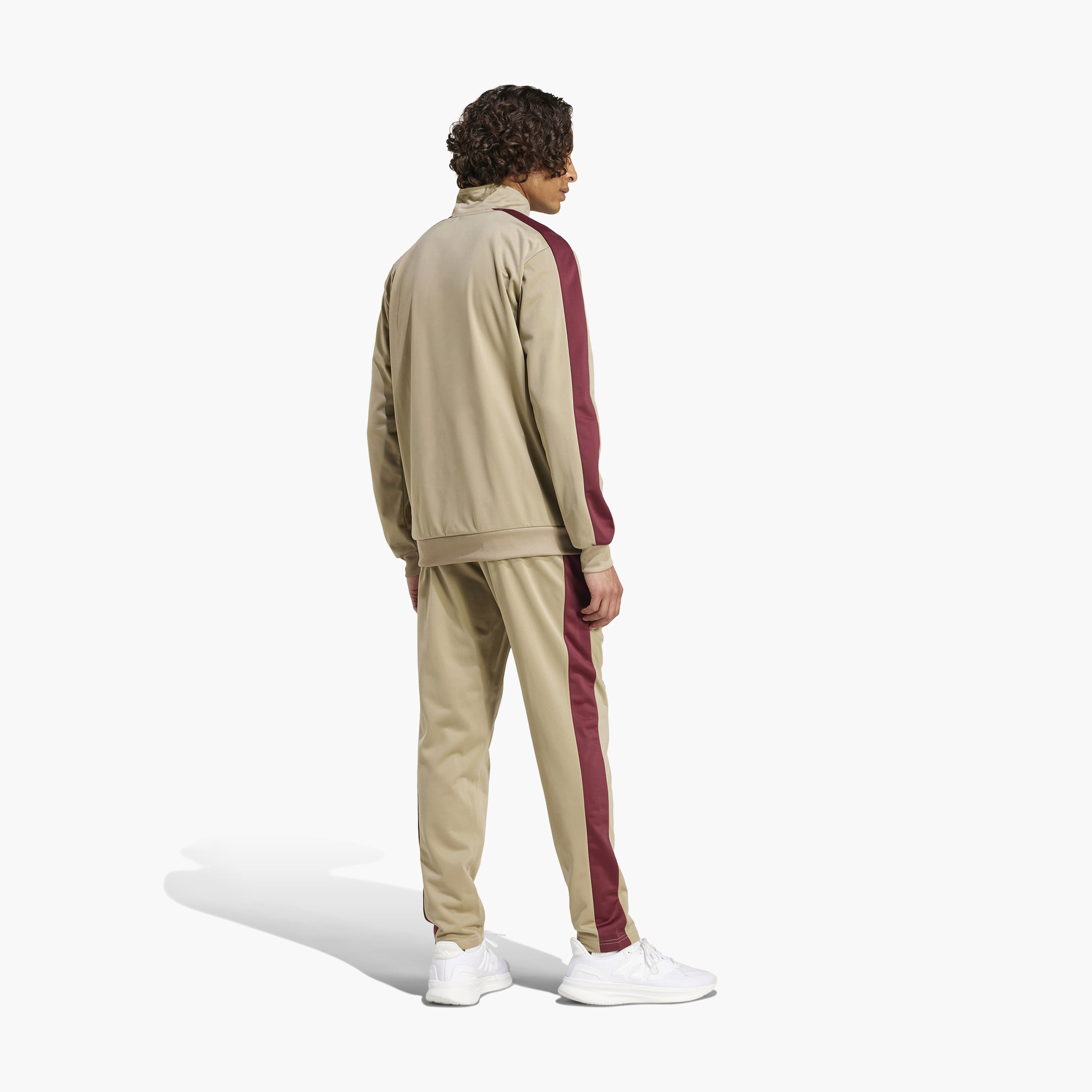 تراك سوت بدلة رياضية ذو تريكوت كولوربلوك بشعار صغير للرجال من اديداس | OE-men-clothing-sportswearandactivewear-tracksuits-image-11