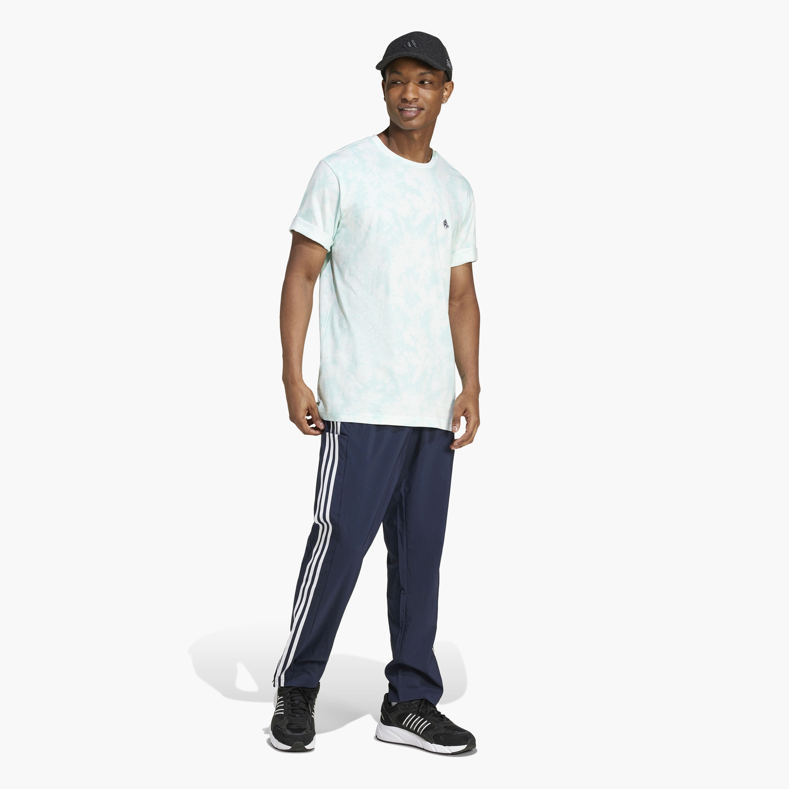 تي شيرت رجالي من أديداس ذو طوال اليوم أحلم بالجرافيك | OE-men-clothing-sportswearandactivewear-tshirtsandpolos-image-8