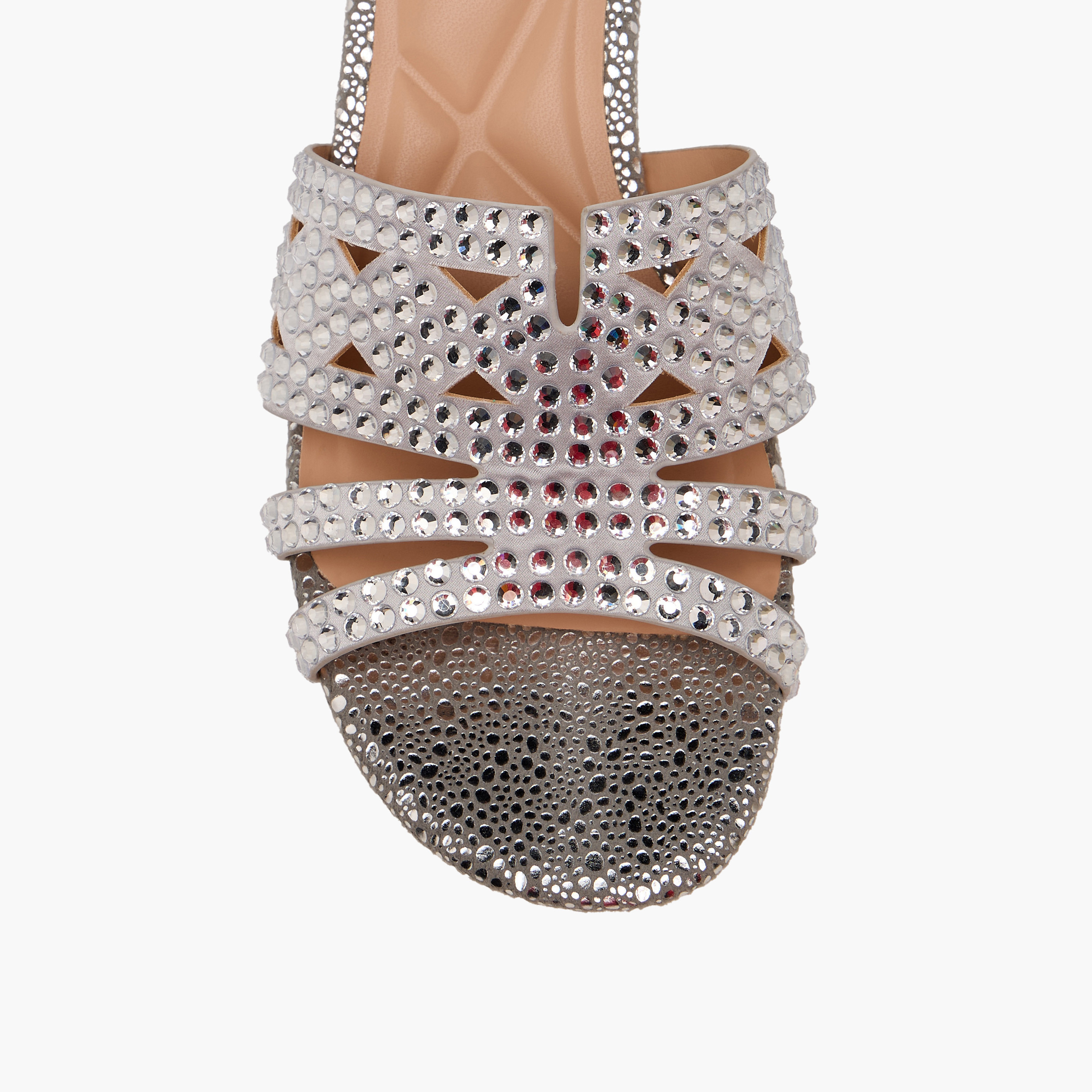 صندل نسائي مزين وبكعب عريض من سيليست-women-shoes-sandals-heeled-image-4