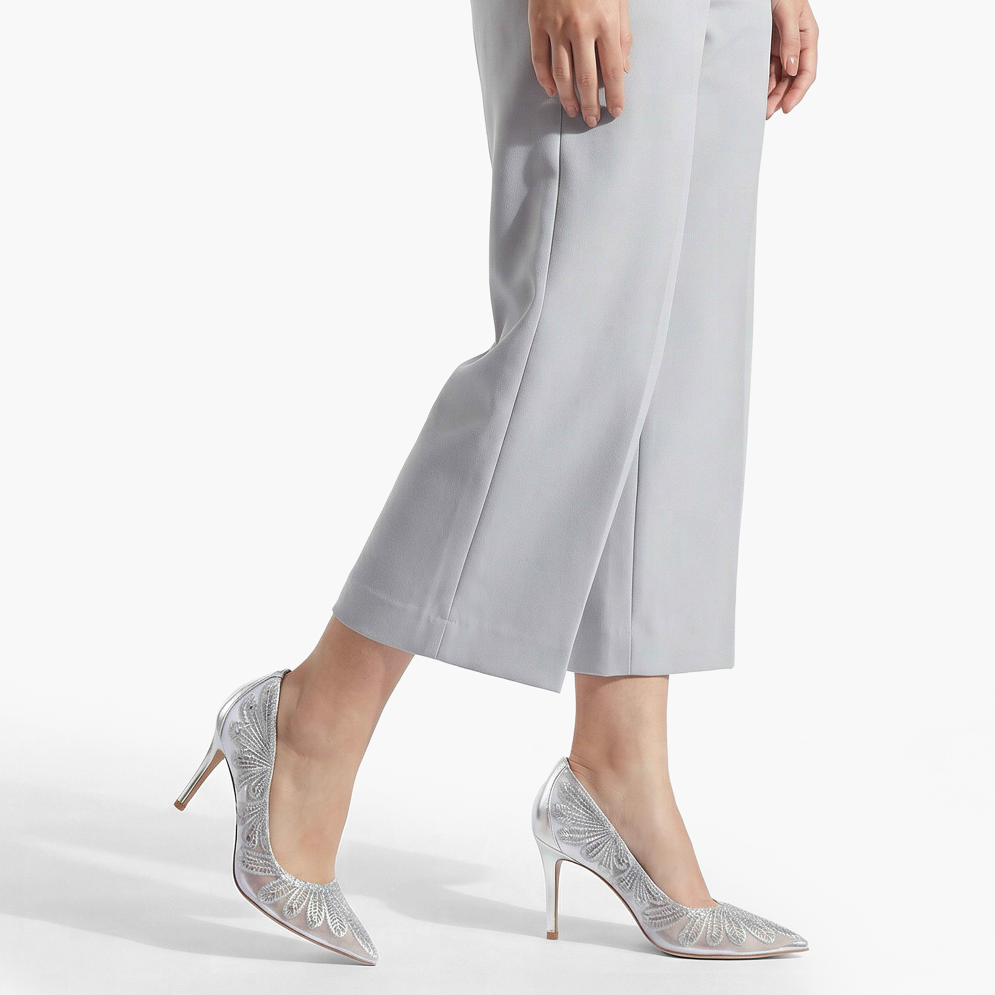 حذاء كلاسيكي بكعب ستيليتو للنساء من سيليست-women-shoes-heels-image-2