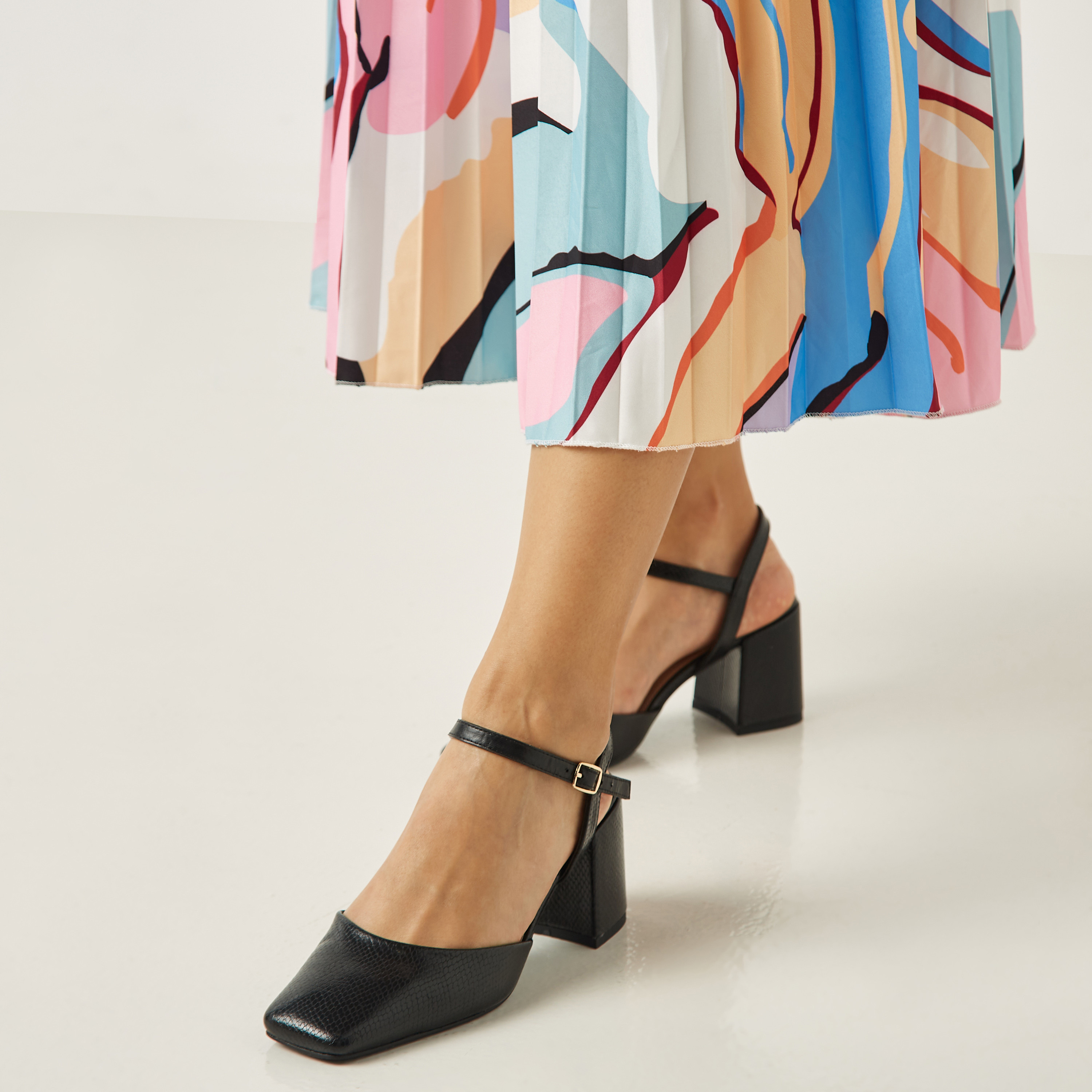 Amazon.com | Allegra K Women's Clear Block Heel Ankle Strap Black Heeled  Sandals 6 M US | Heeled Sandals