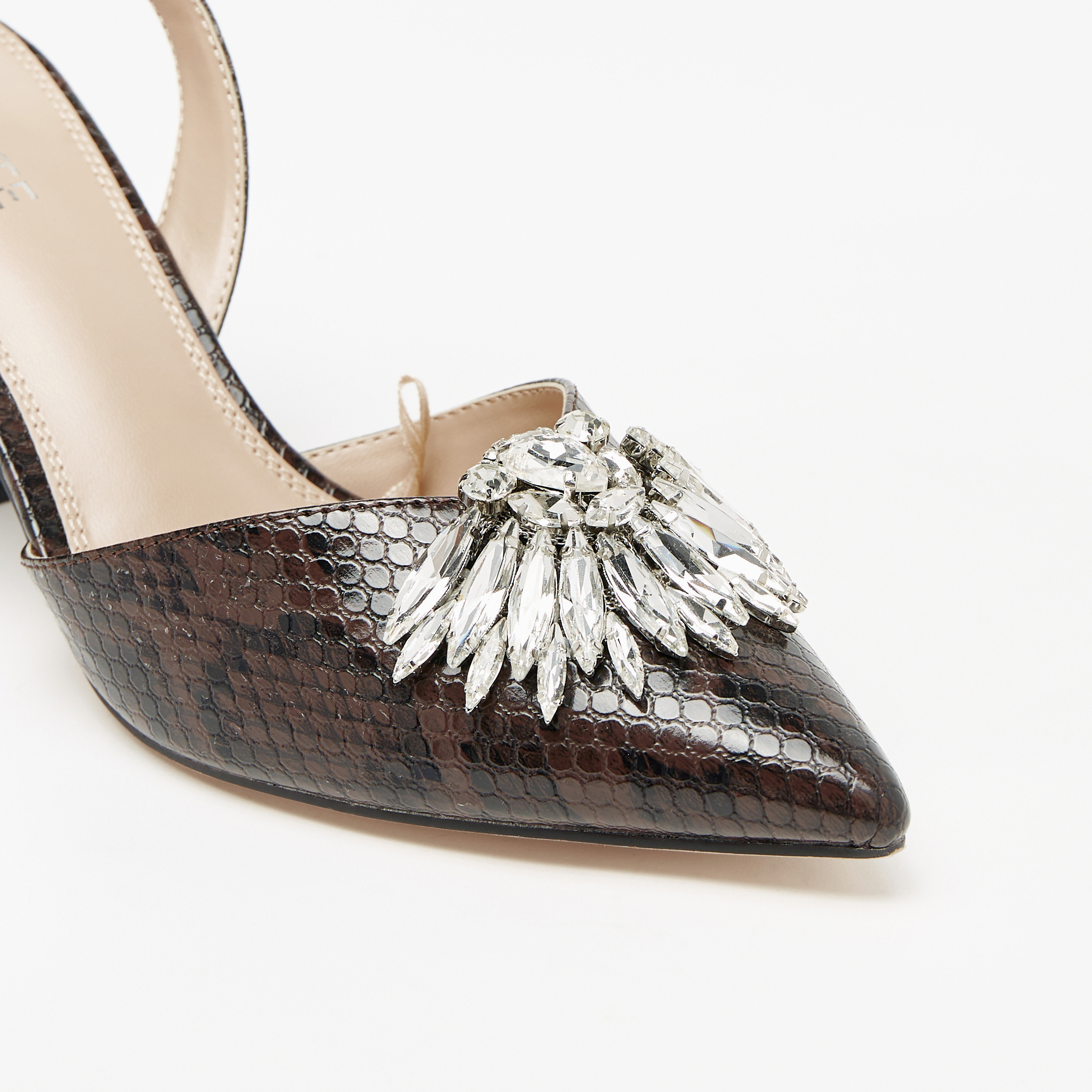 حذاء كلاسيكي بكعب عريض مزين بطبعات جلد الثعبان مع إبزيم إغلاق للنساء من سيليست-women-shoes-heels-image-10