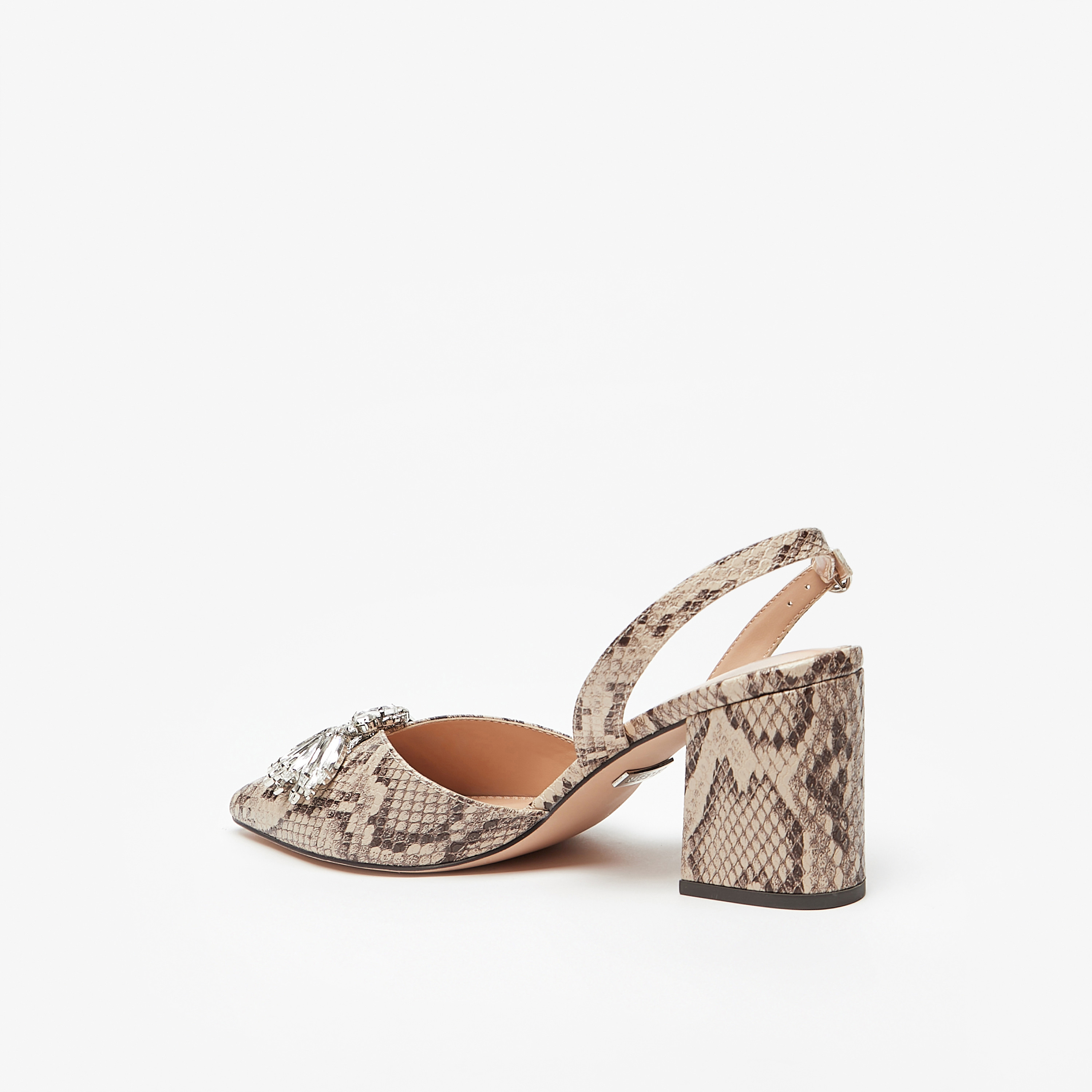 حذاء كلاسيكي بكعب عريض مزين بطبعات جلد الثعبان مع إبزيم إغلاق للنساء من سيليست-women-shoes-heels-image-2