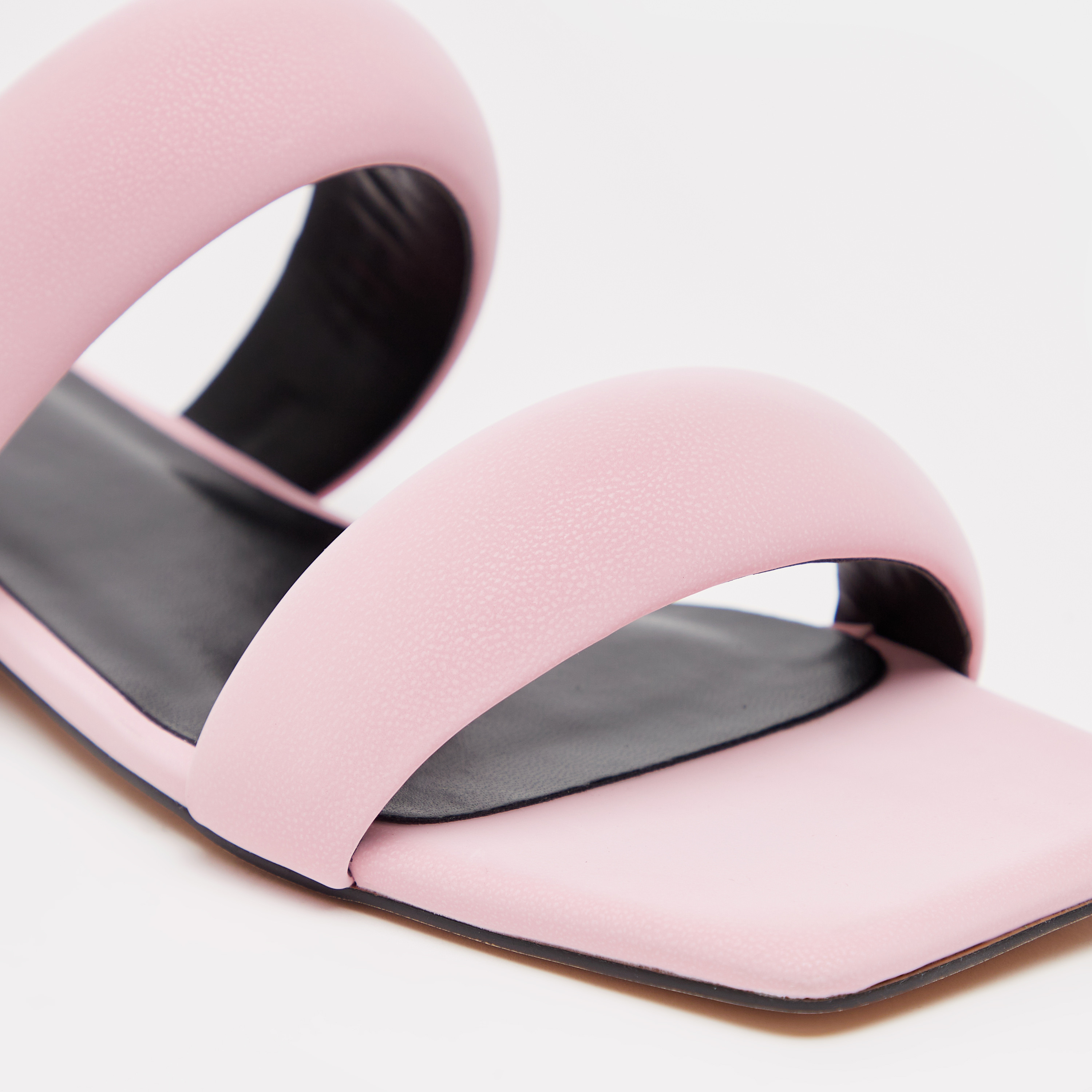 صندل خفيف سادة سهل الارتداء من هادانا-women-shoes-flats-sandals-image-8