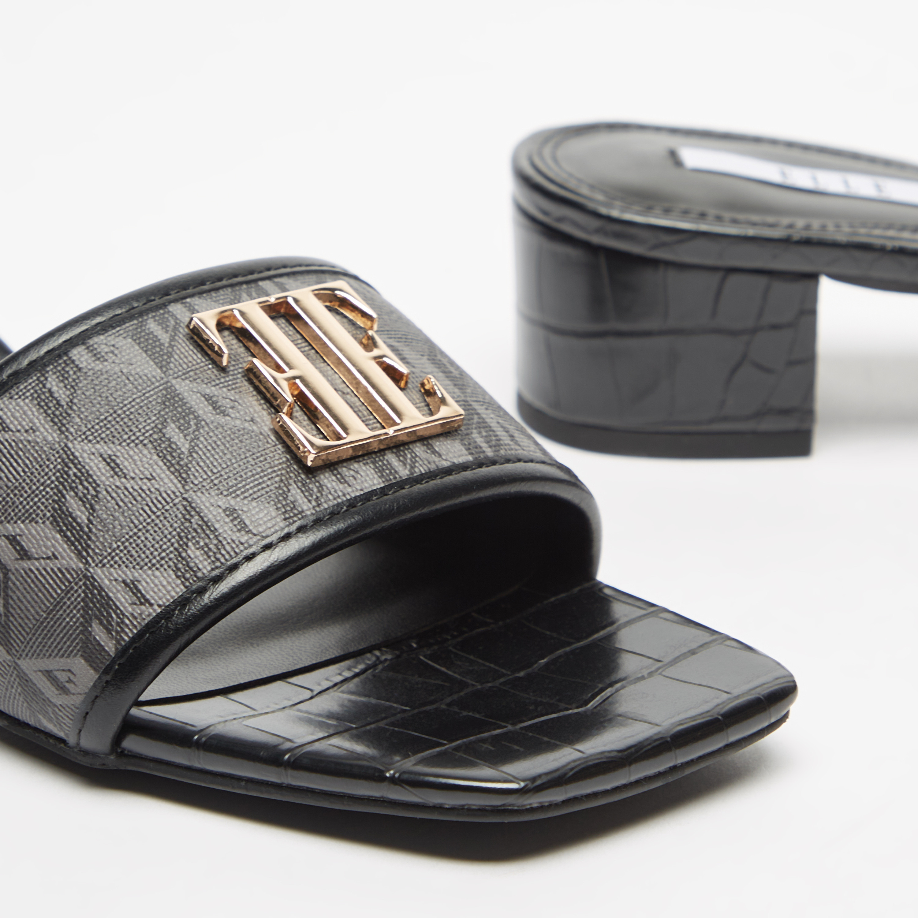 صندل خفيف بكعب سميك وطبعات للنساء من إيل-women-shoes-sandals-heeled-image-4