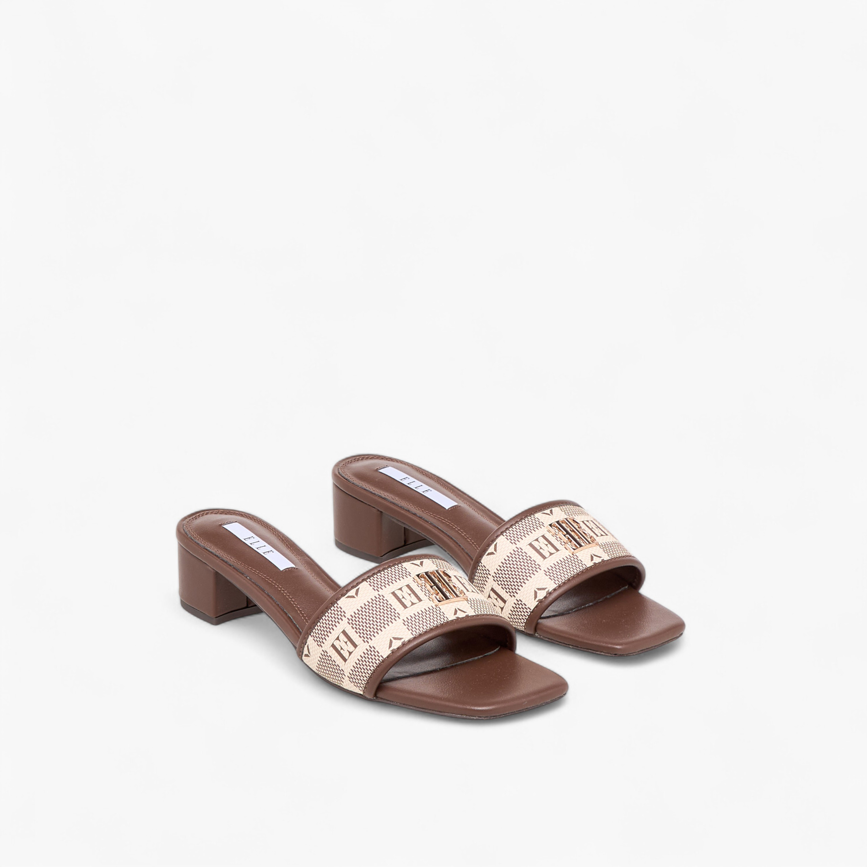 صندل خفيف بكعب سميك وطبعات للنساء من إيل-women-shoes-sandals-heeled-image-1