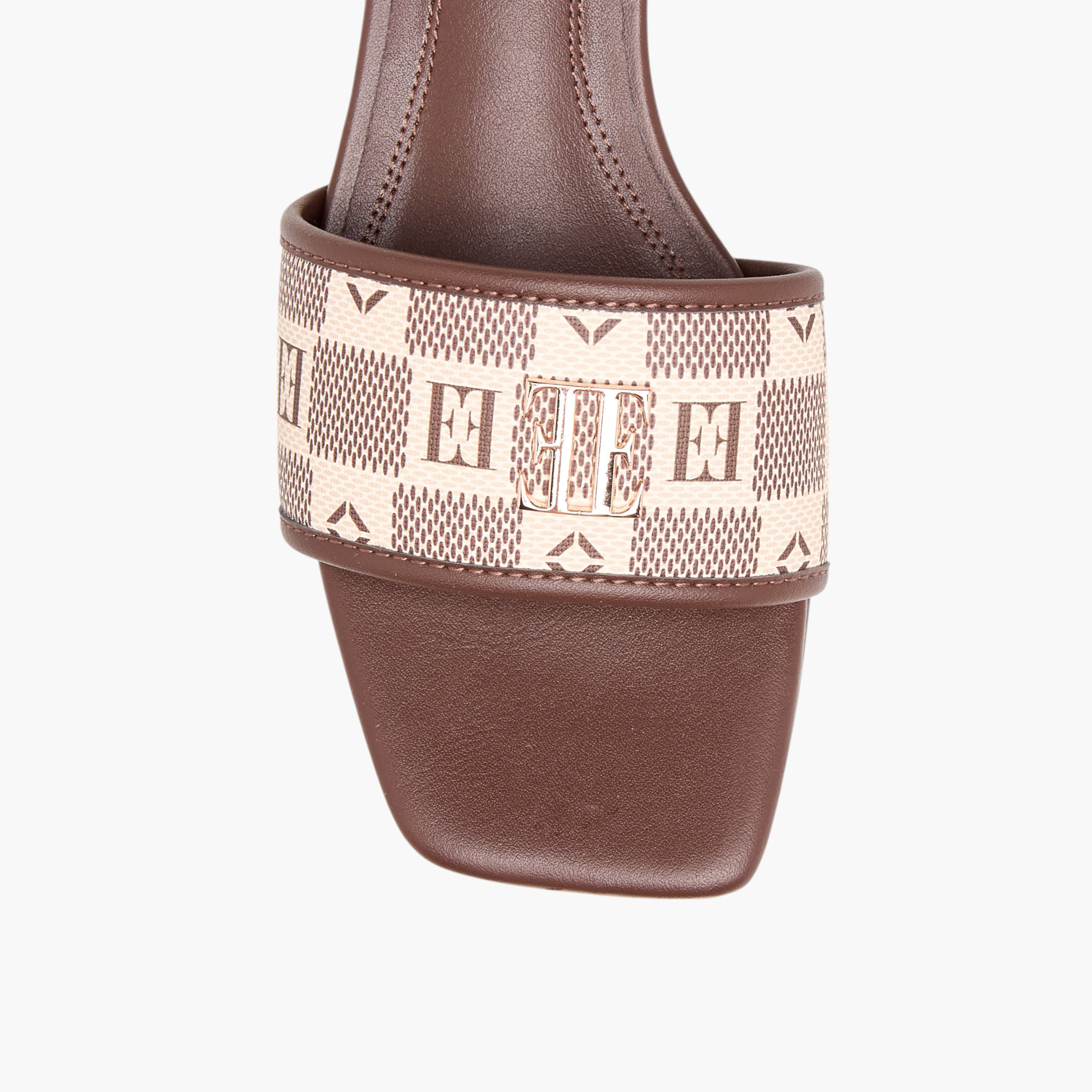 صندل خفيف بكعب سميك وطبعات للنساء من إيل-women-shoes-sandals-heeled-image-4