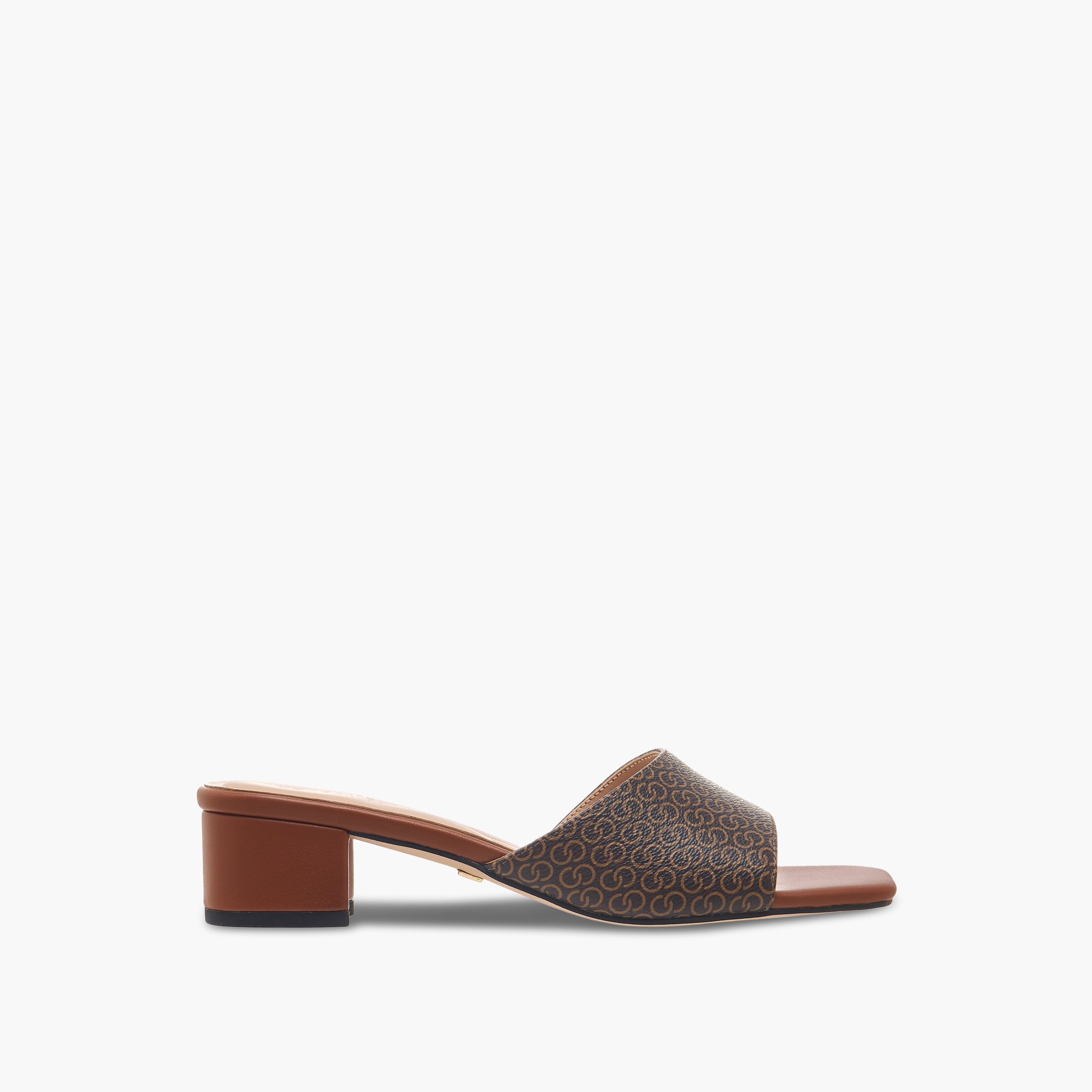 صندل بكعب سميك للنساء من سيليست-women-shoes-sandals-heeled-image-5