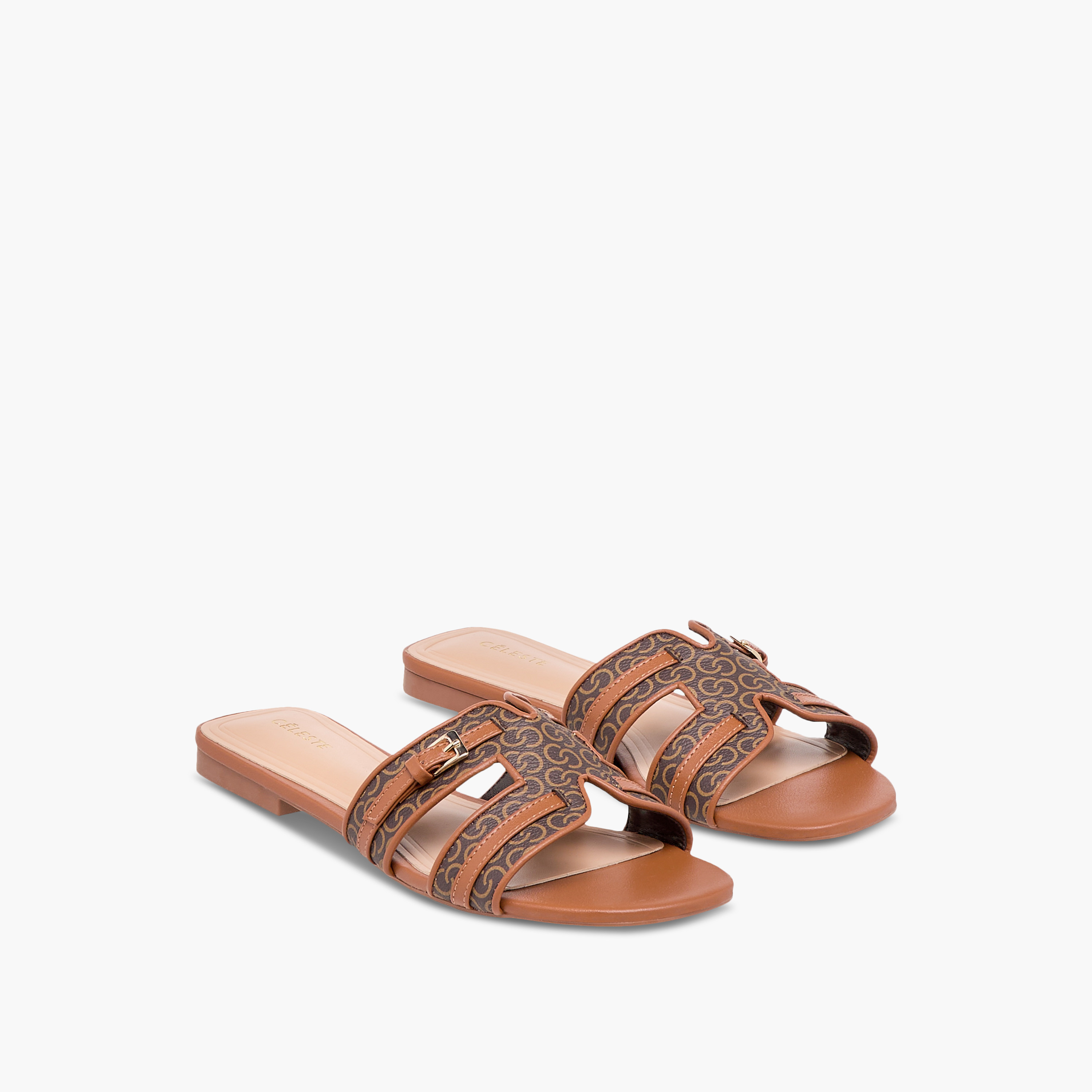 صندل مسطح سهل الارتداء بطبعات مونوجرام للنساء من سيليست-women-shoes-flats-sandals-image-6