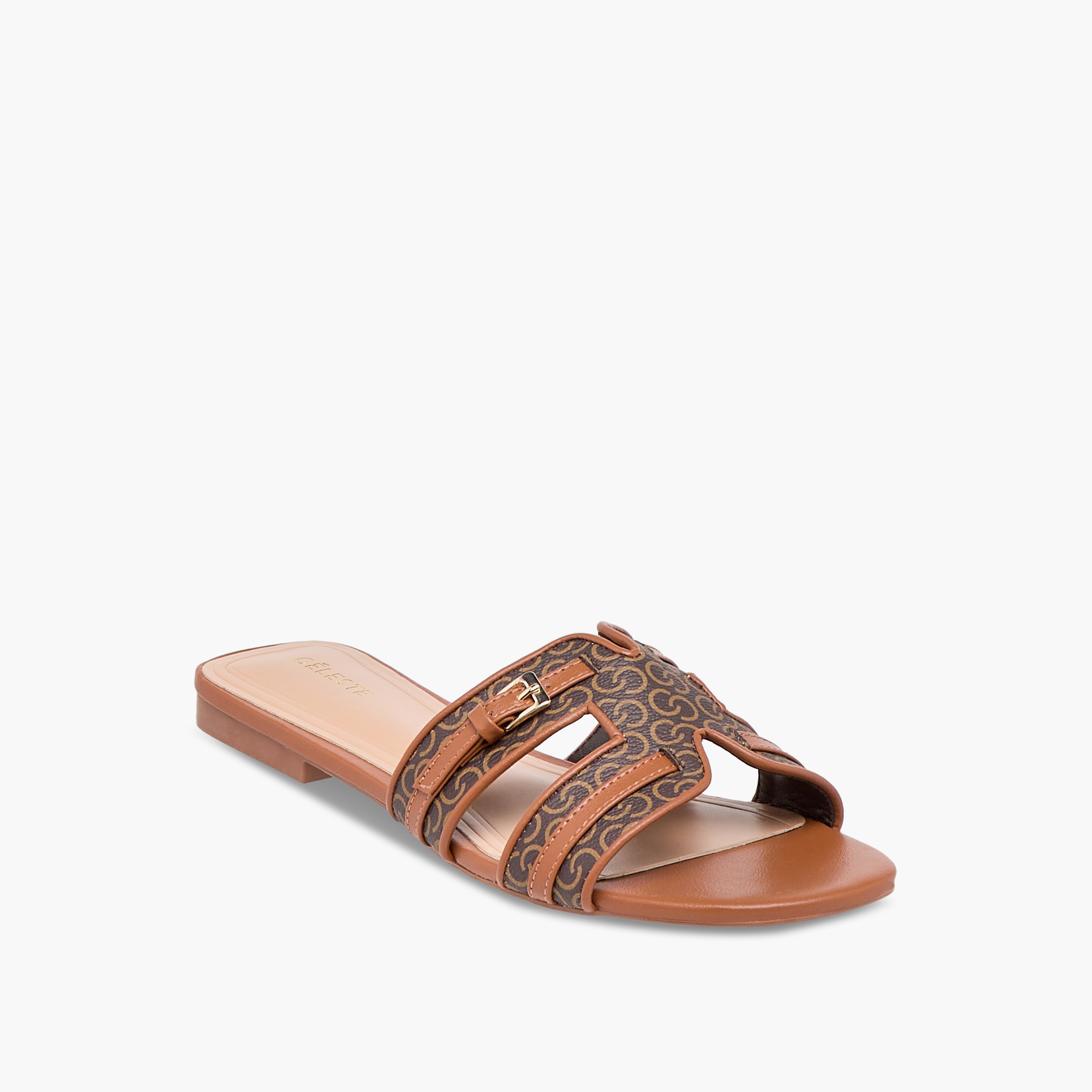 صندل مسطح سهل الارتداء بطبعات مونوجرام للنساء من سيليست-women-shoes-flats-sandals-image-7