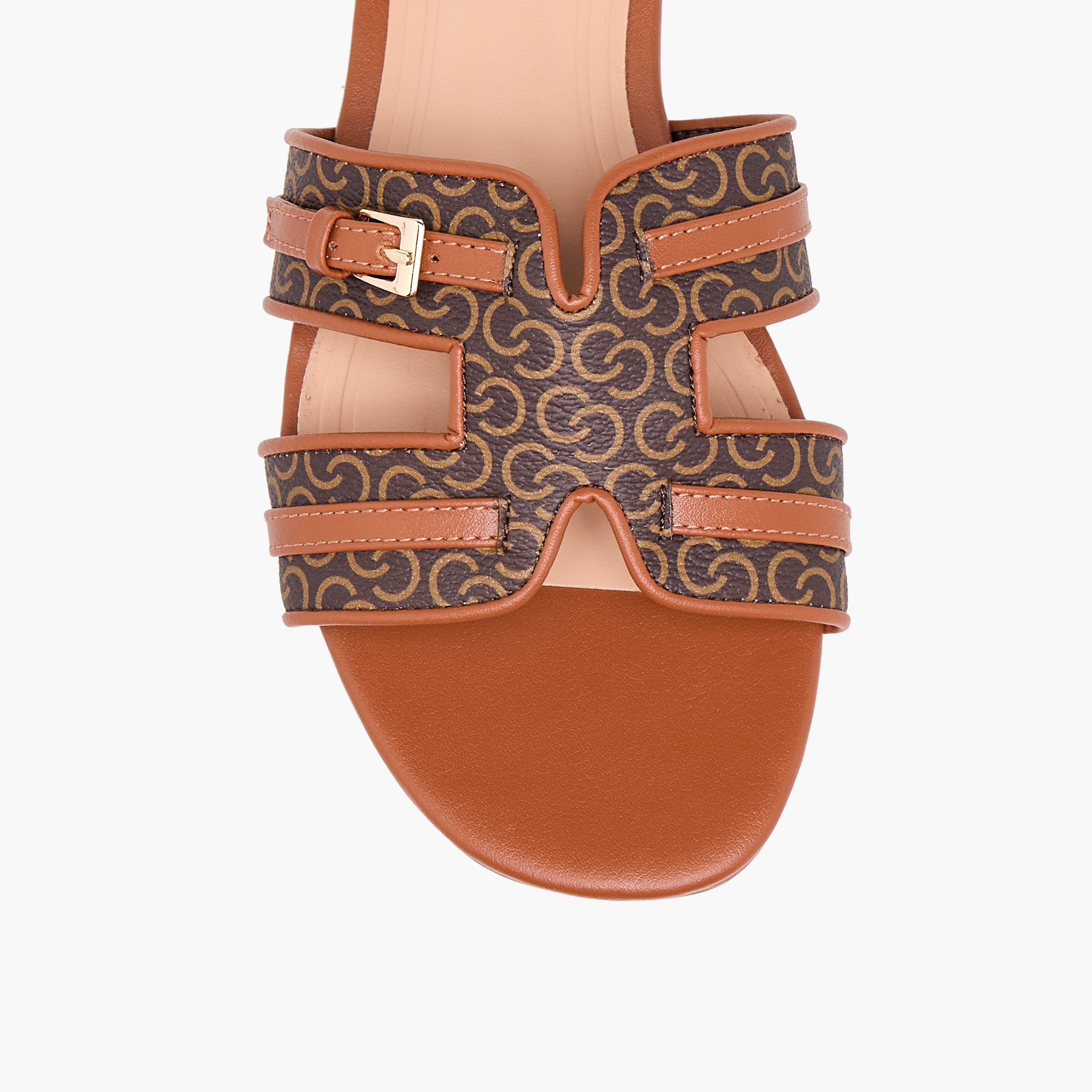 صندل مسطح سهل الارتداء بطبعات مونوجرام للنساء من سيليست-women-shoes-flats-sandals-image-9