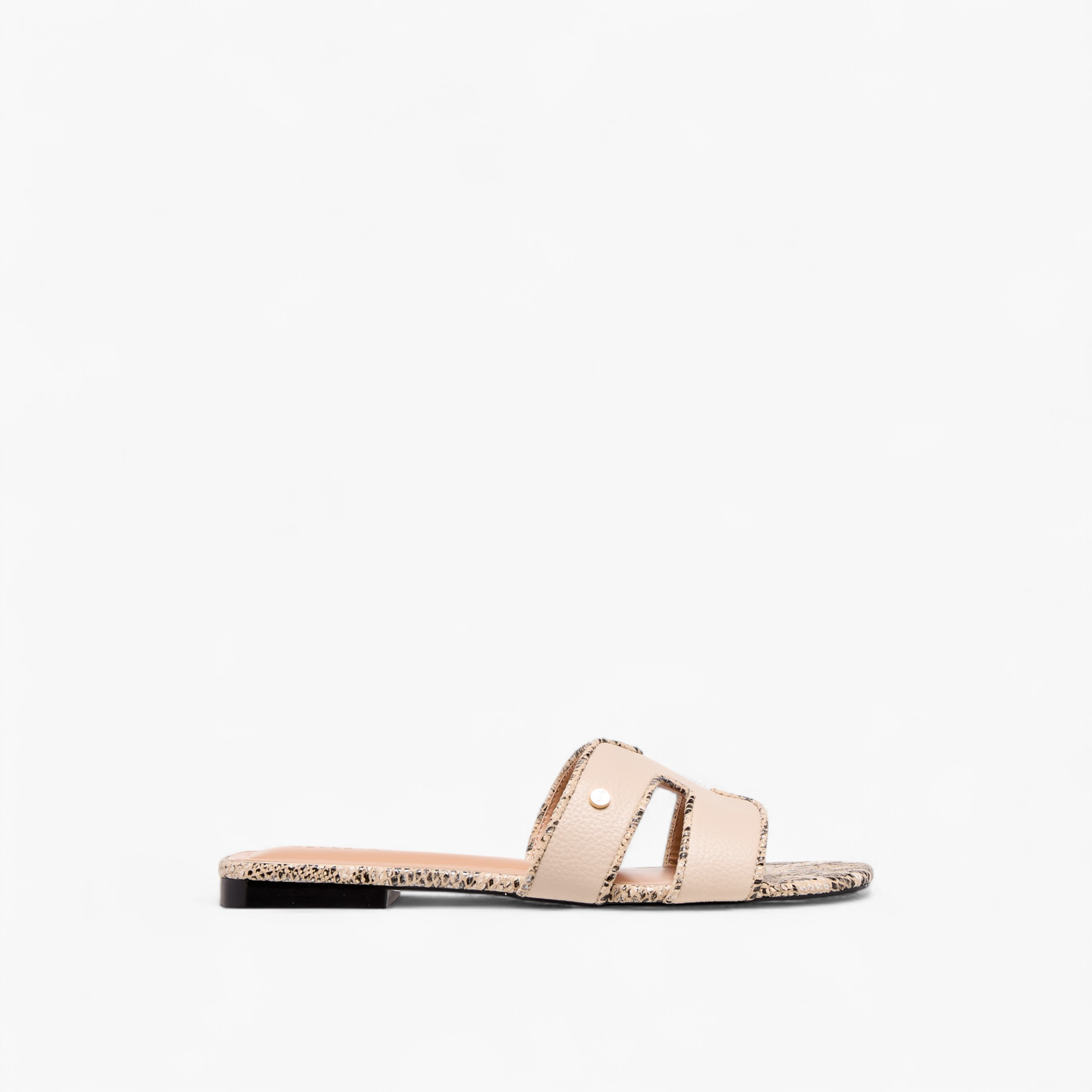 صندل مسطح سهل الارتداء بطبعات جلد حيوان للنساء من سيليست-women-shoes-flats-sandals-image-8
