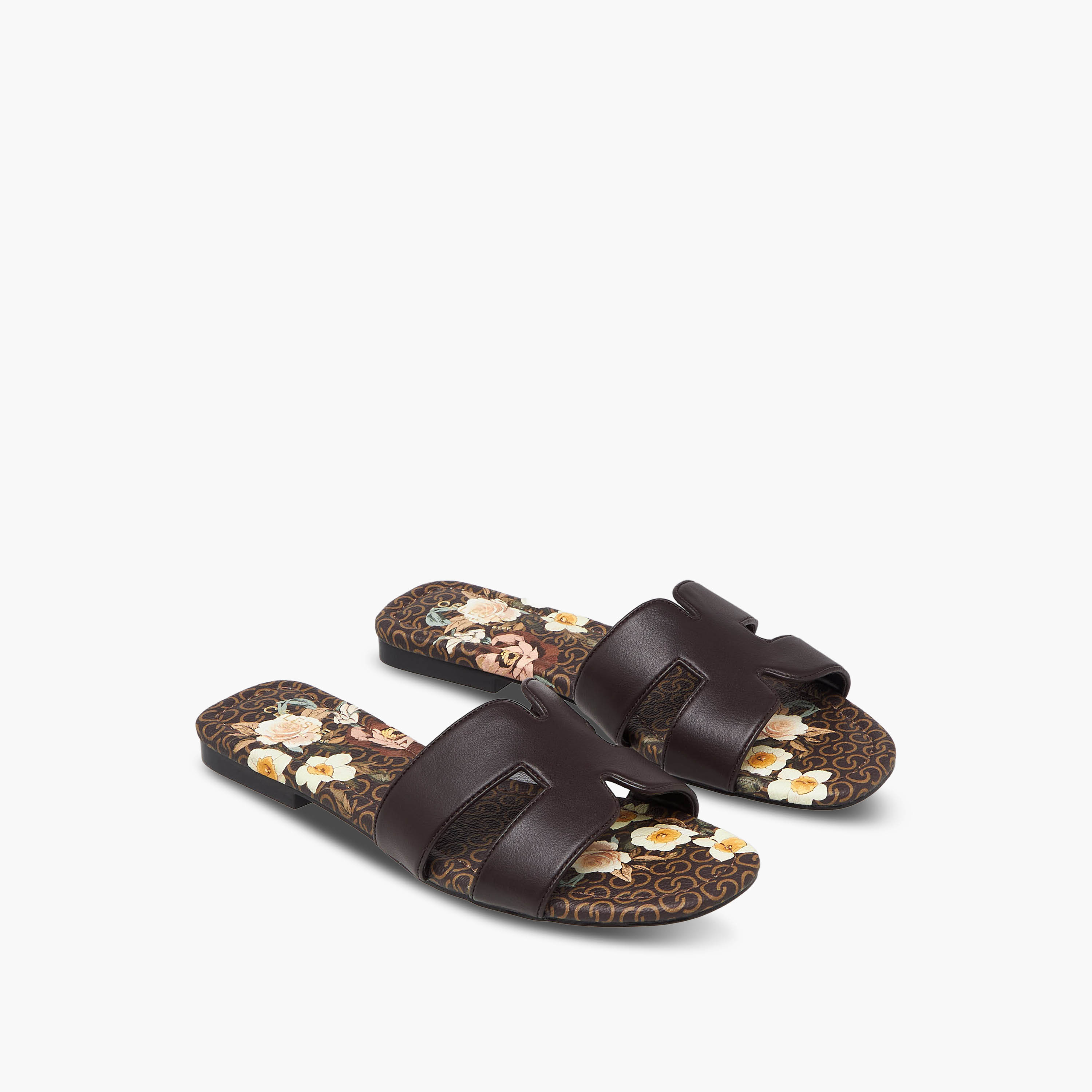 صندل بطبعات أزهار للنساء من سيليست-women-shoes-flats-sandals-image-1