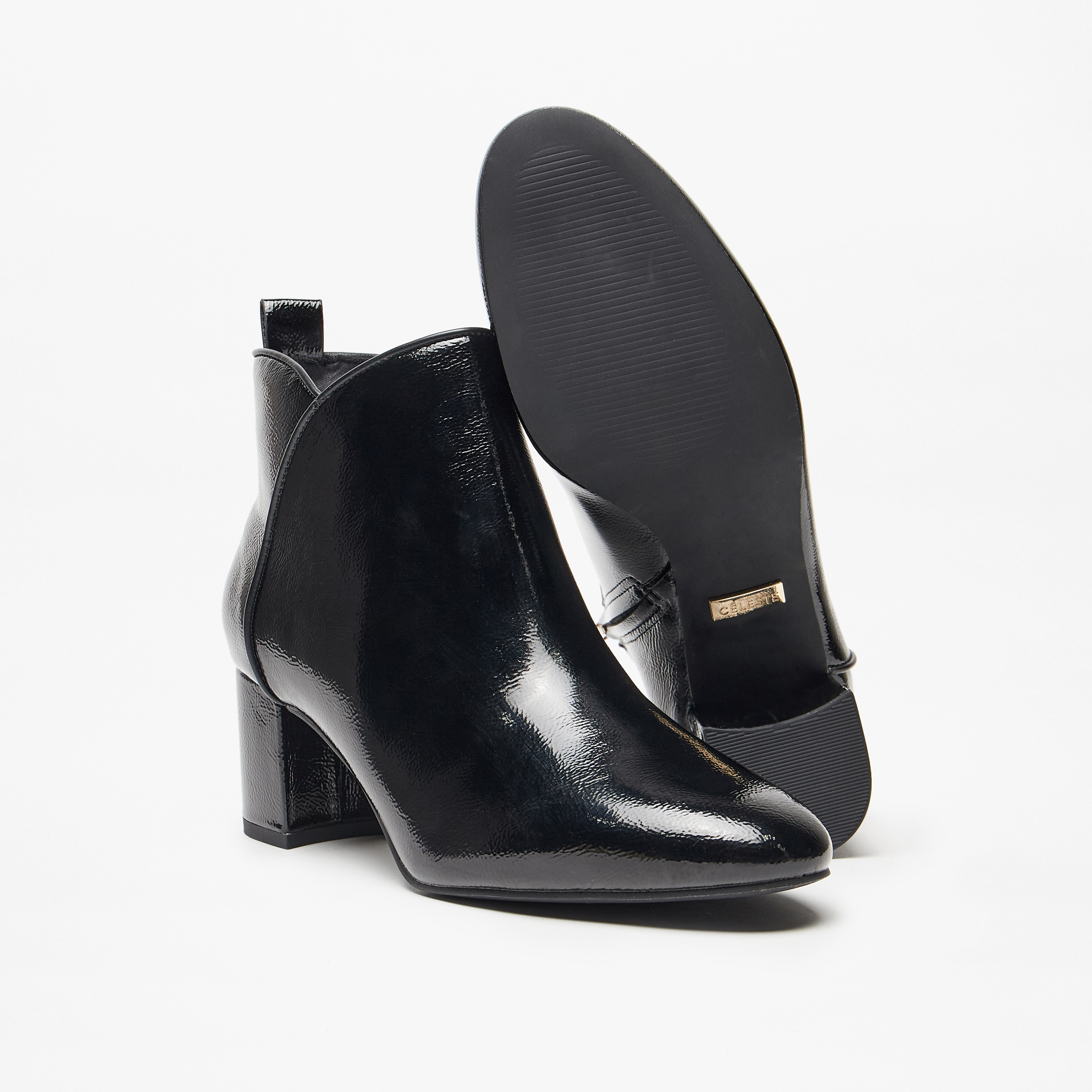 بوت سادة بطول الكاحل وسحّاب إغلاق وكعب عريض للنساء من سيليست-women-shoes-boots-image-4