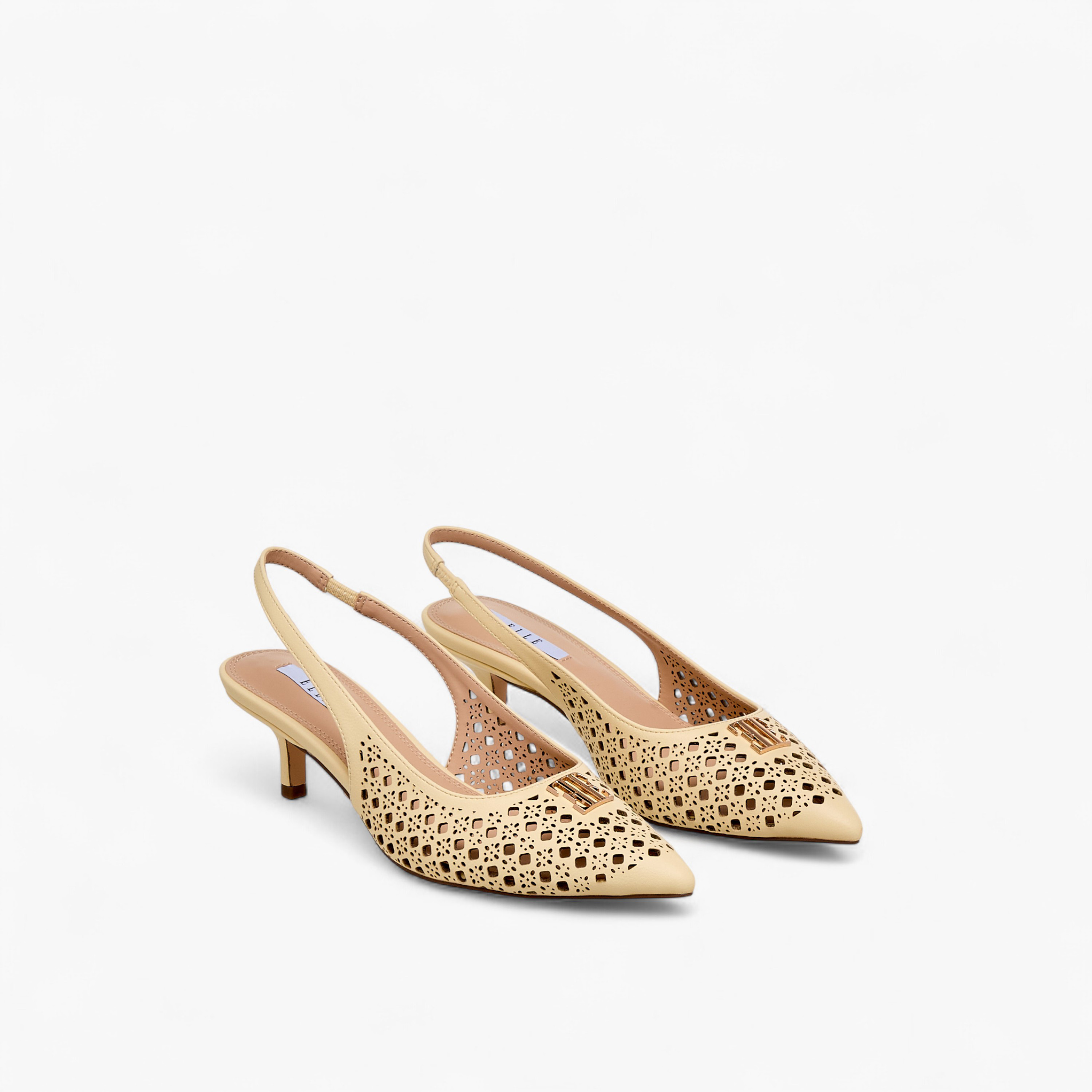 صندل بكعب صغير وحزام خلفي وزينة وتفاصيل مفرّغة للنشاء من إيل-women-shoes-sandals-heeled-image-1