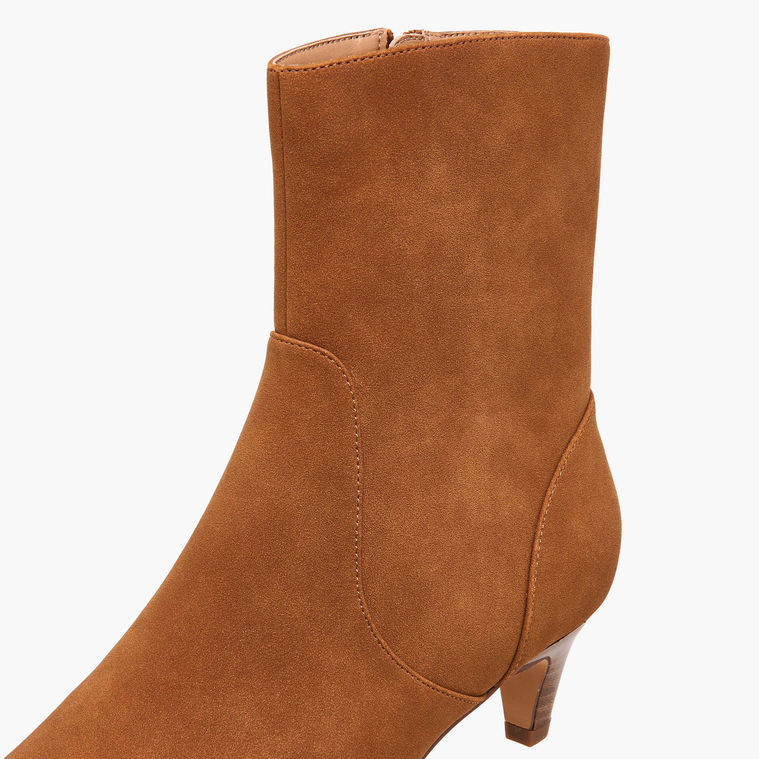 بوت كاحل بسحاب إغلاق وكعب صغير للنساء من سيليست-women-shoes-boots-image-4