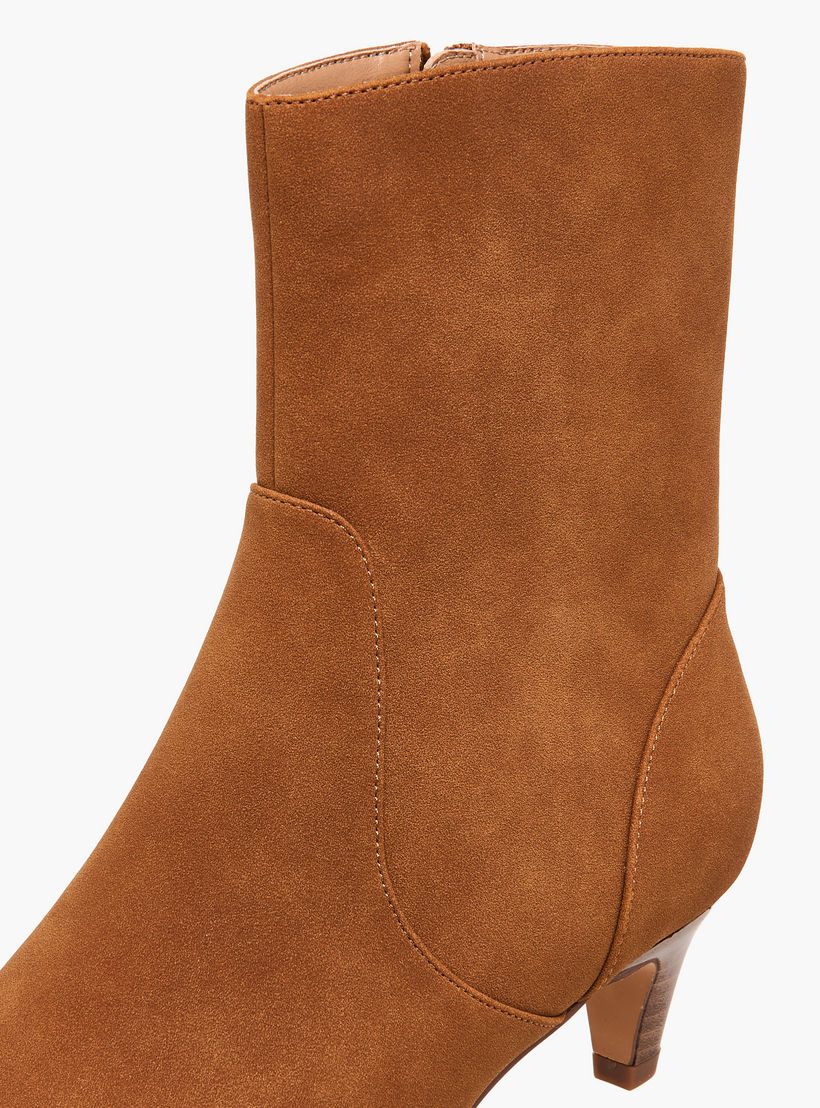 بوت كاحل بسحاب إغلاق وكعب صغير للنساء من سيليست-women-shoes-boots-image-4